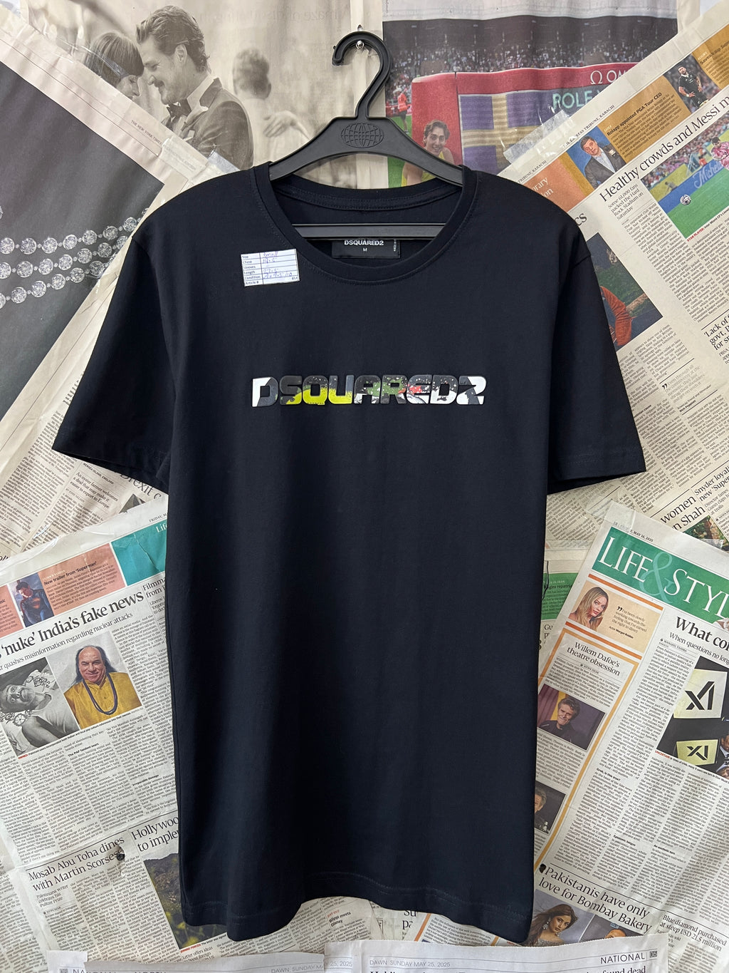 DSquared2® Small | Chest: 19.5" | Black | T-Shirt | 454 - Genuine Maal