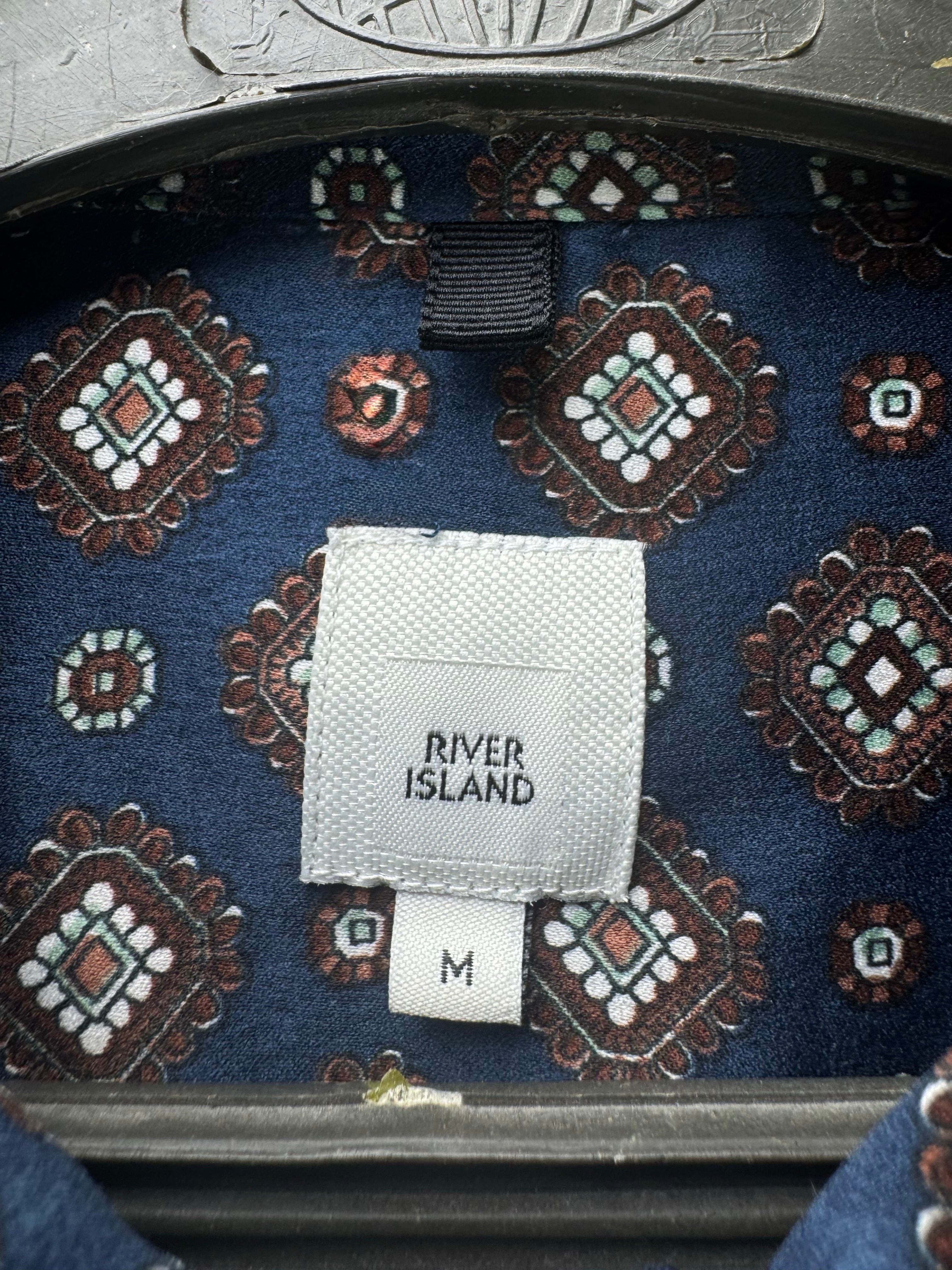 River Island® Small | Chest: 20.5" | Shirt | Polyester | 4597 - Genuine Maal