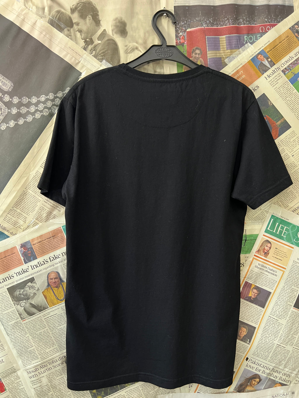 DSquared2® Small | Chest: 19.5" | Black | T-Shirt | 454 - Genuine Maal