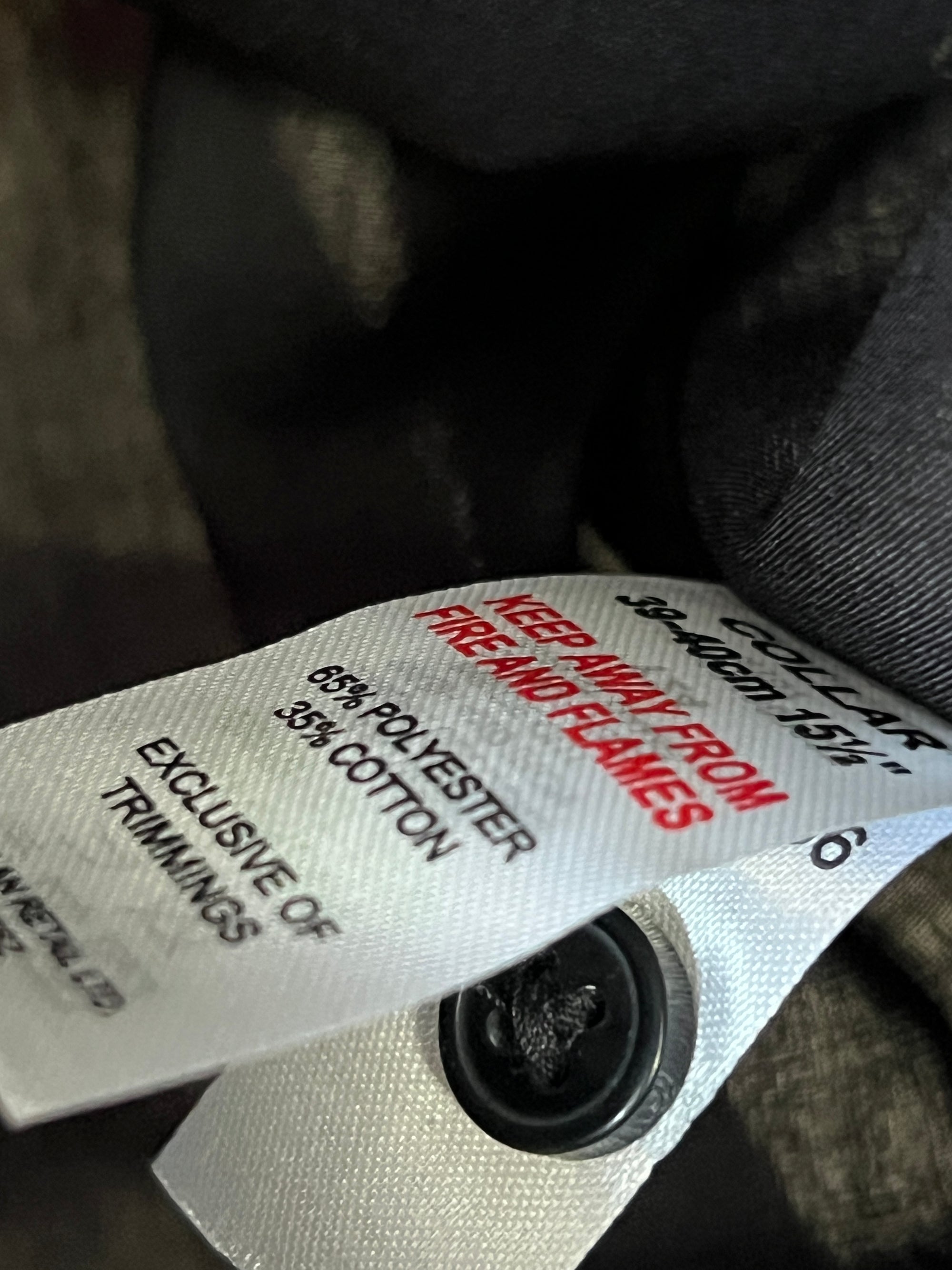 Taylor & Wright® Medium | Chest: 21.5" | Black | Shirt | 434 - Genuine Maal