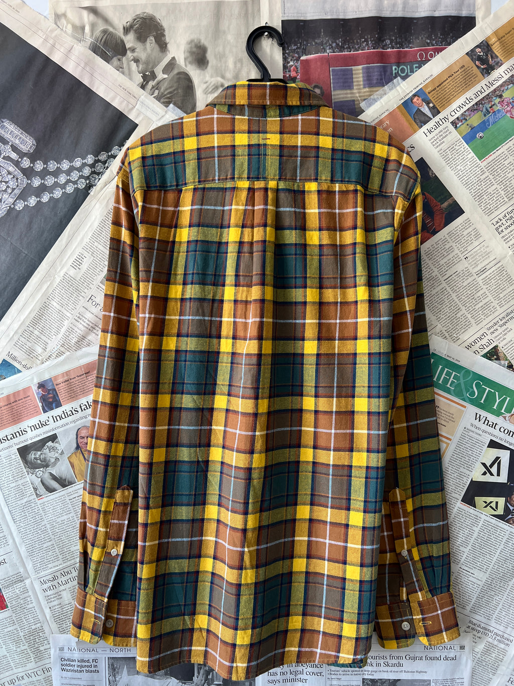 Burgs® Medium | Chest: 22.5" | Mustard | Winter | Shirt | 443 - Genuine Maal