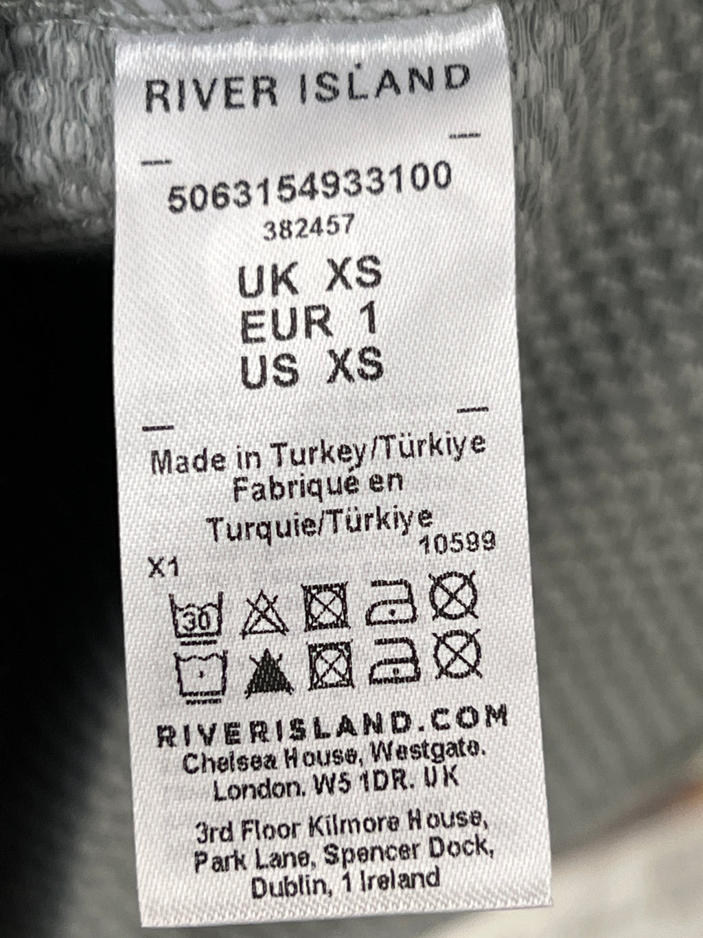 River Island® XS | Chest: 16" | Grey | Polo | 446 - Genuine Maal