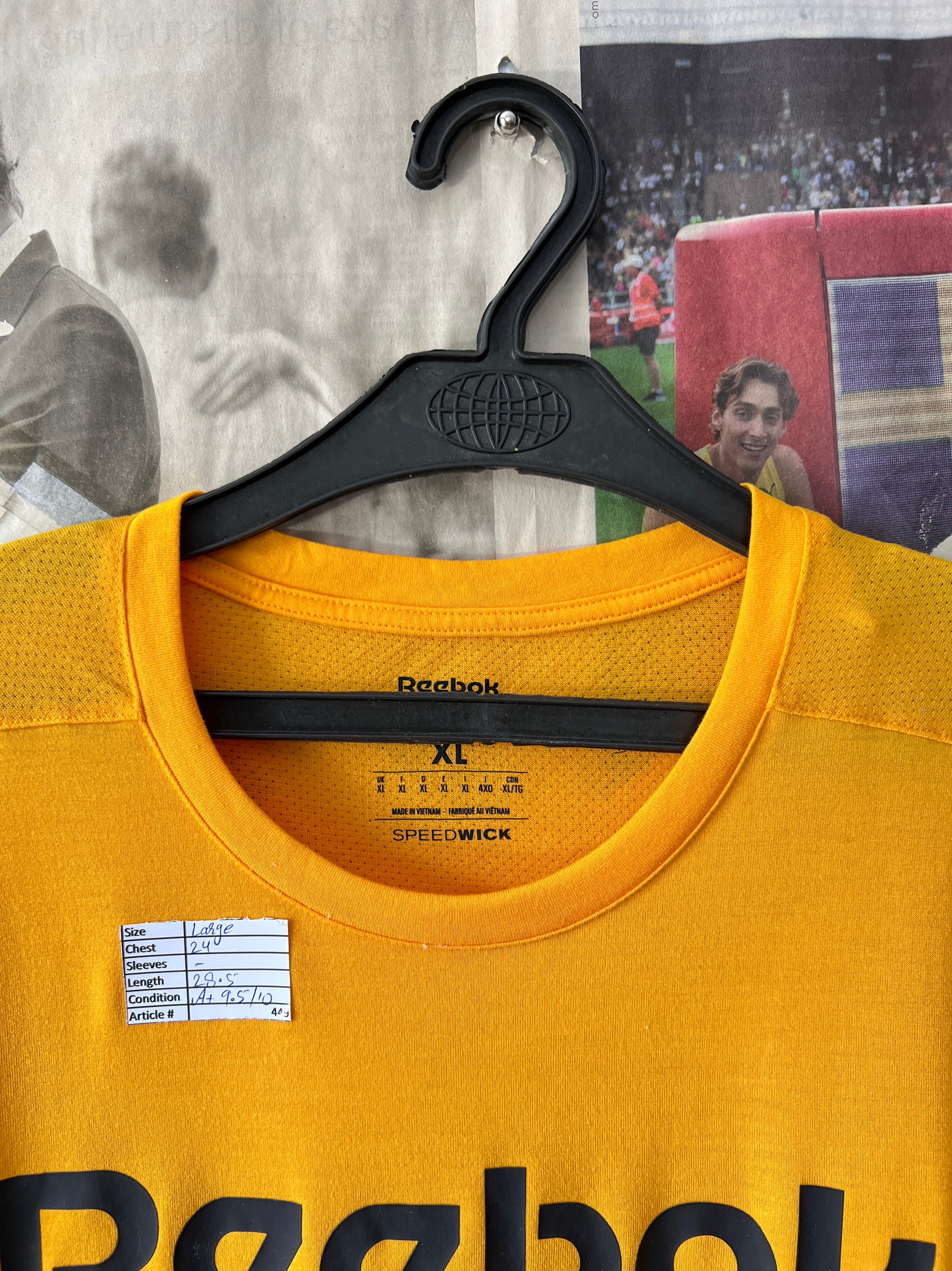 Re*bok® Large | Chest: 24" | Mustard | T-Shirt | 449 - Genuine Maal