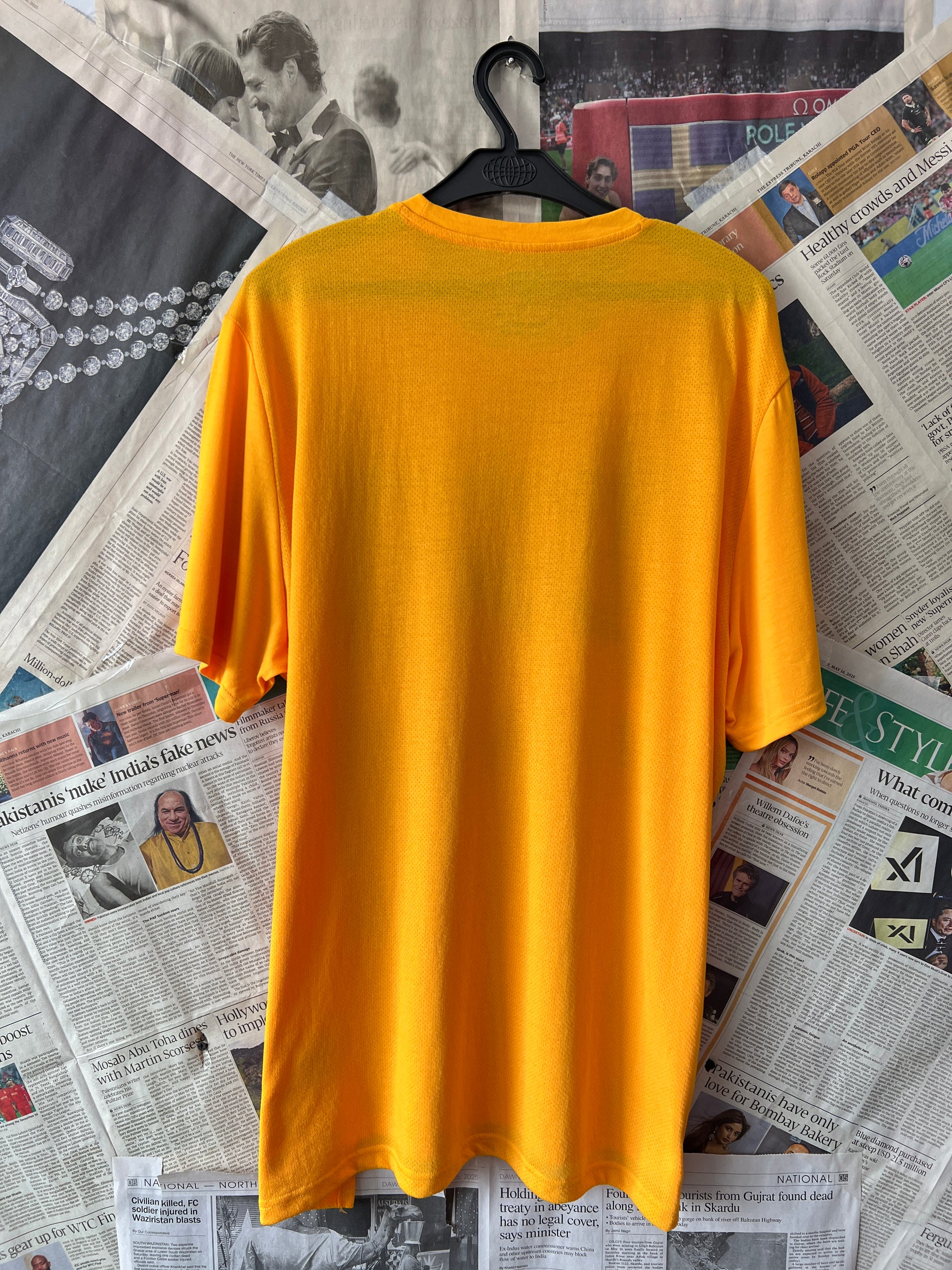 Re*bok® Large | Chest: 24" | Mustard | T-Shirt | 449 - Genuine Maal