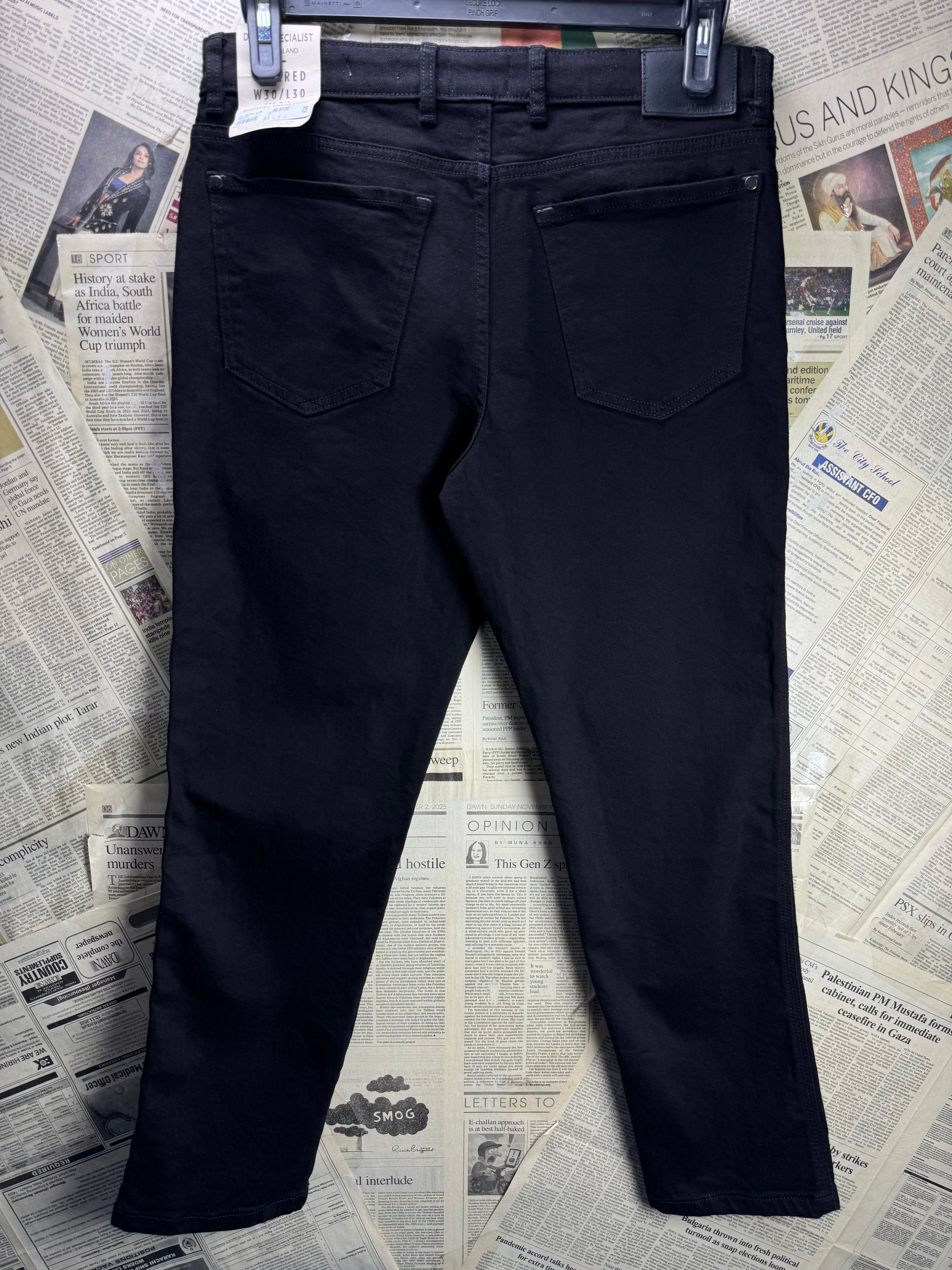 River Island® Waist: 30" to 32" | Black | Tapered Denim Pants | Cotton - Elastane | 2377 - Genuine Maal