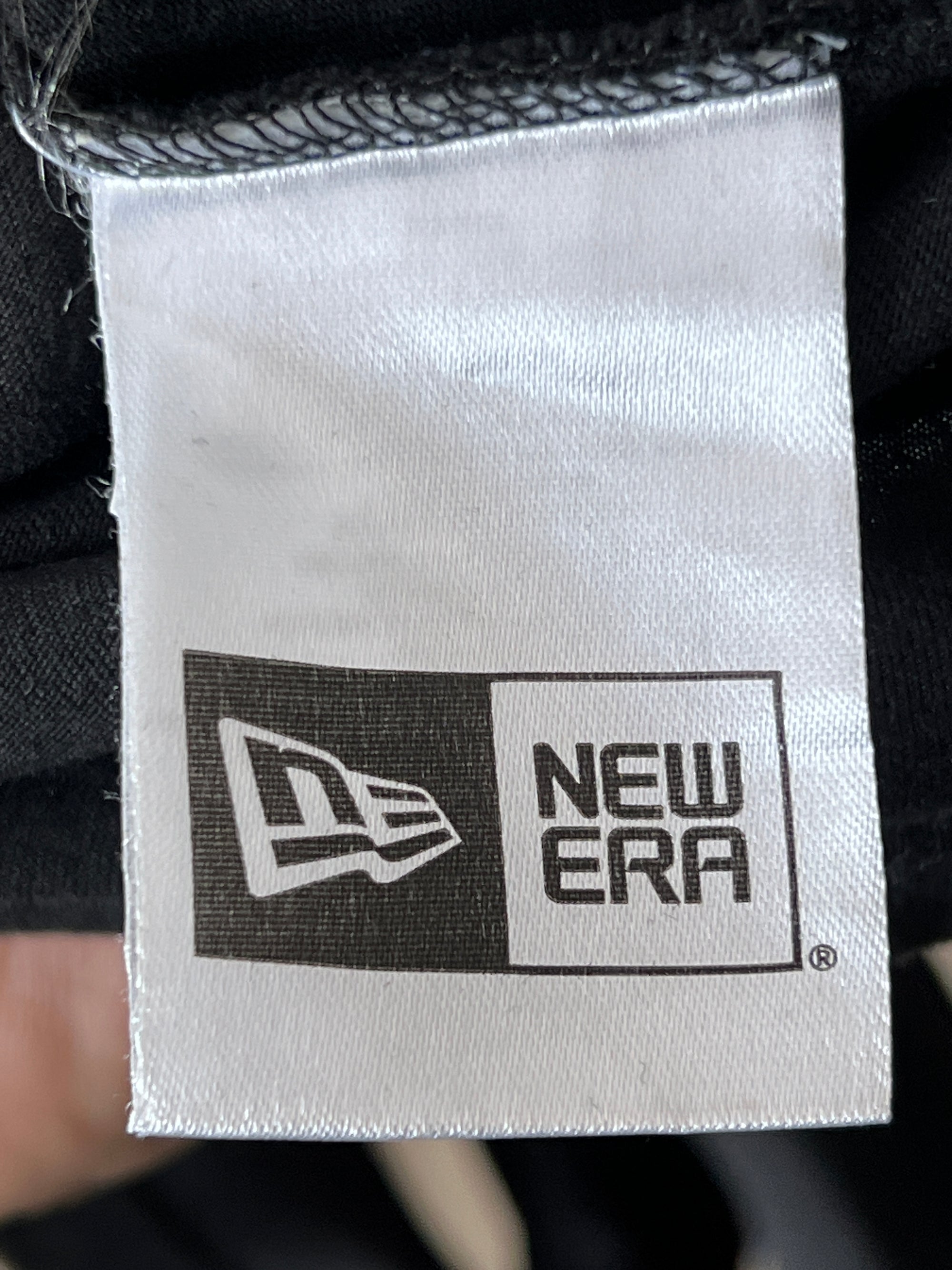 NFL® Medium | Chest: 21.5 | Black | T-Shirt | 337 - Genuine Maal