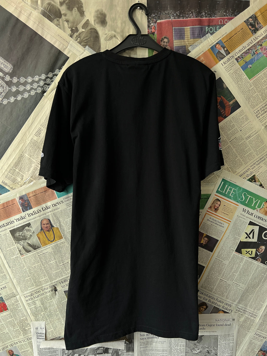 NFL® Medium | Chest: 21.5 | Black | T-Shirt | 337 - Genuine Maal