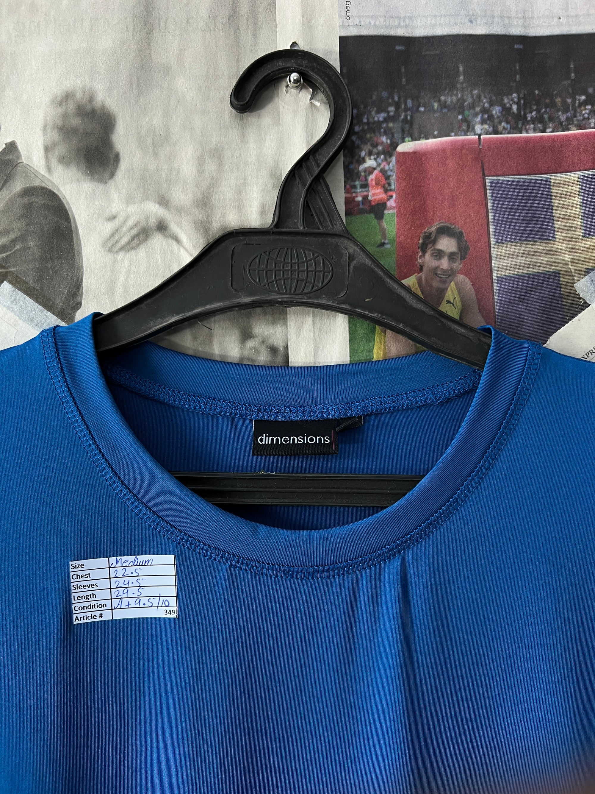 Dimensions® Medium | Chest: 22.5 | Royal Blue | Sweatshirt | 349 - Genuine Maal