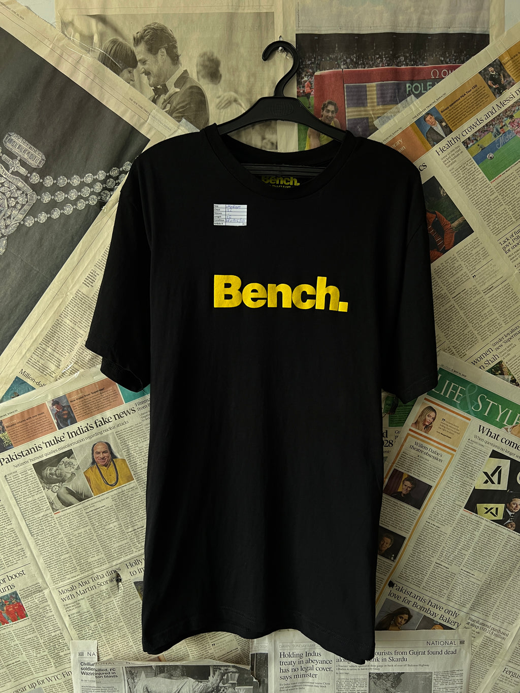 Bench® Medium | Chest: 22 | Black | T-Shirt | 362 - Genuine Maal
