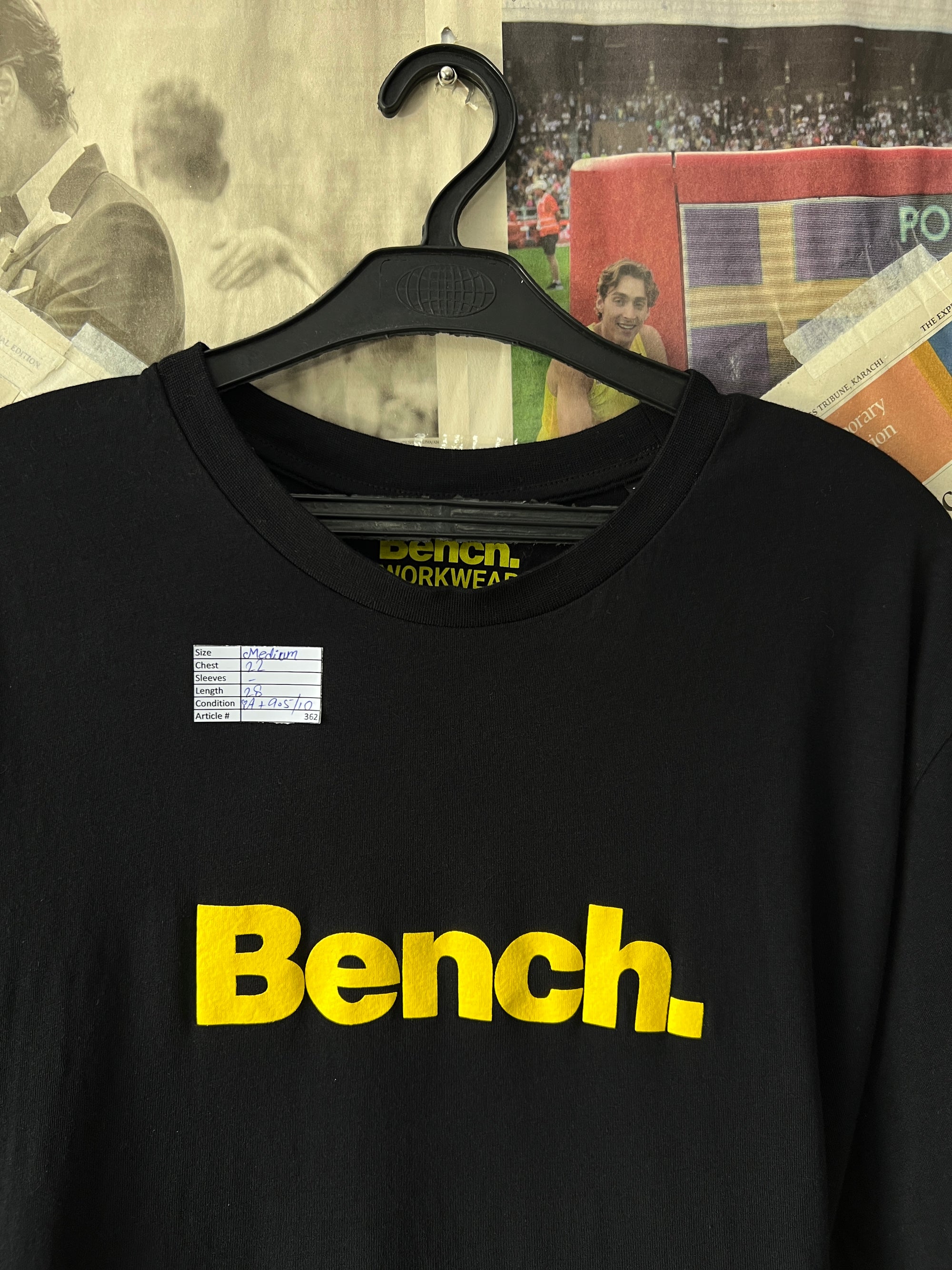 Bench® Medium | Chest: 22 | Black | T-Shirt | 362 - Genuine Maal