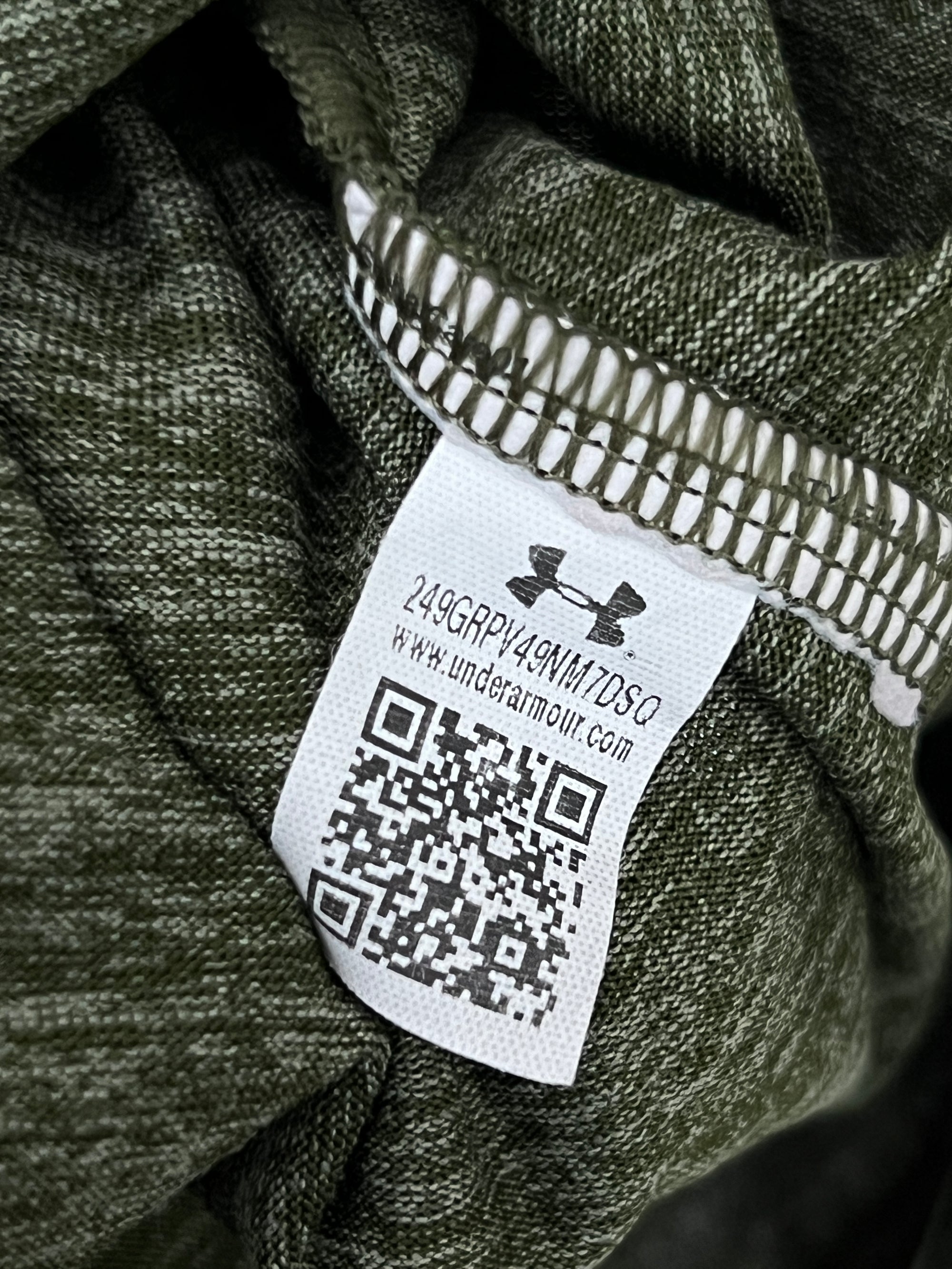 Under Armour® XL | Chest: 25" | Dark Moss | T-shirt | 336 - Genuine Maal