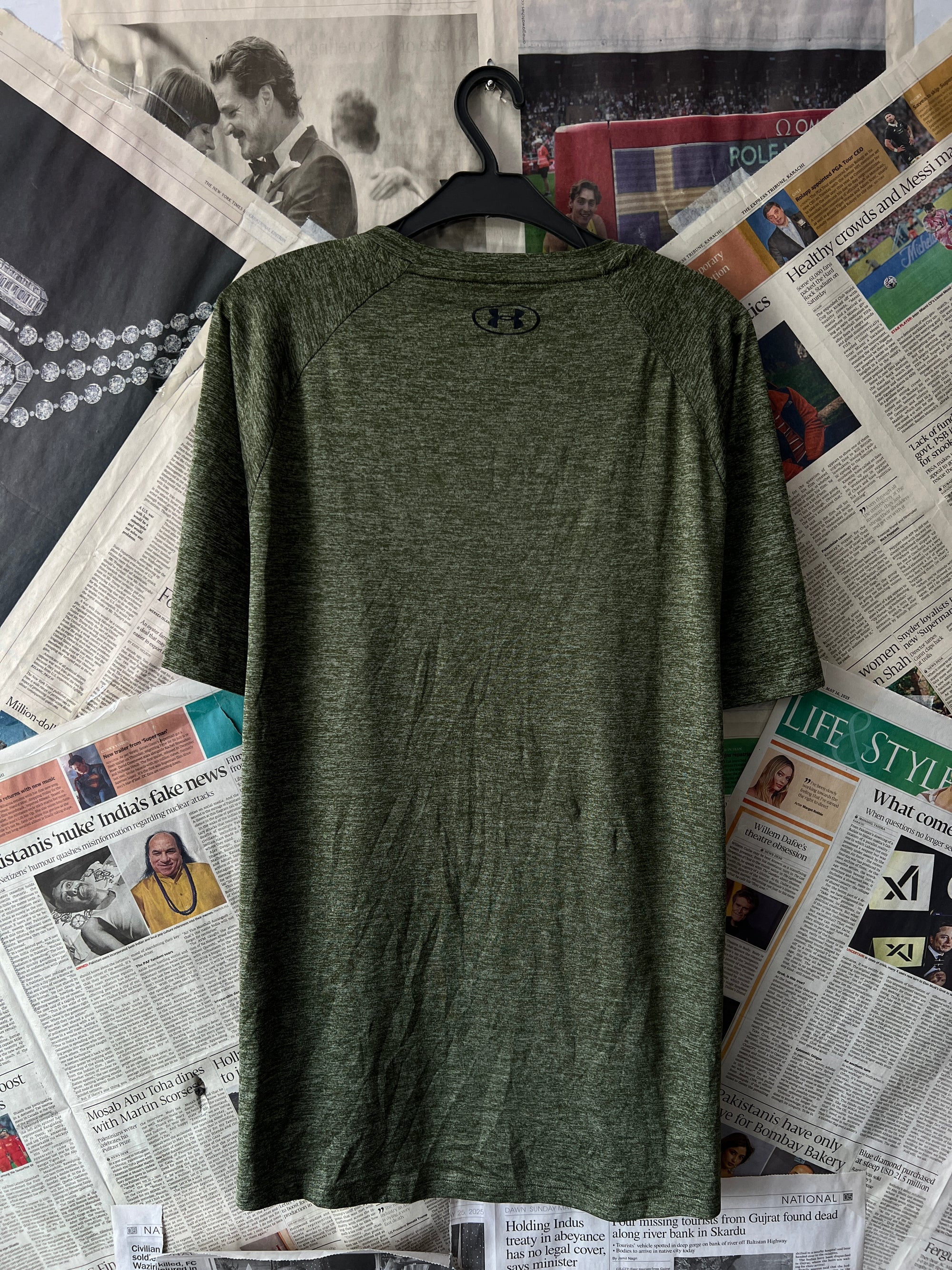 Under Armour® XL | Chest: 25" | Dark Moss | T-shirt | 336 - Genuine Maal