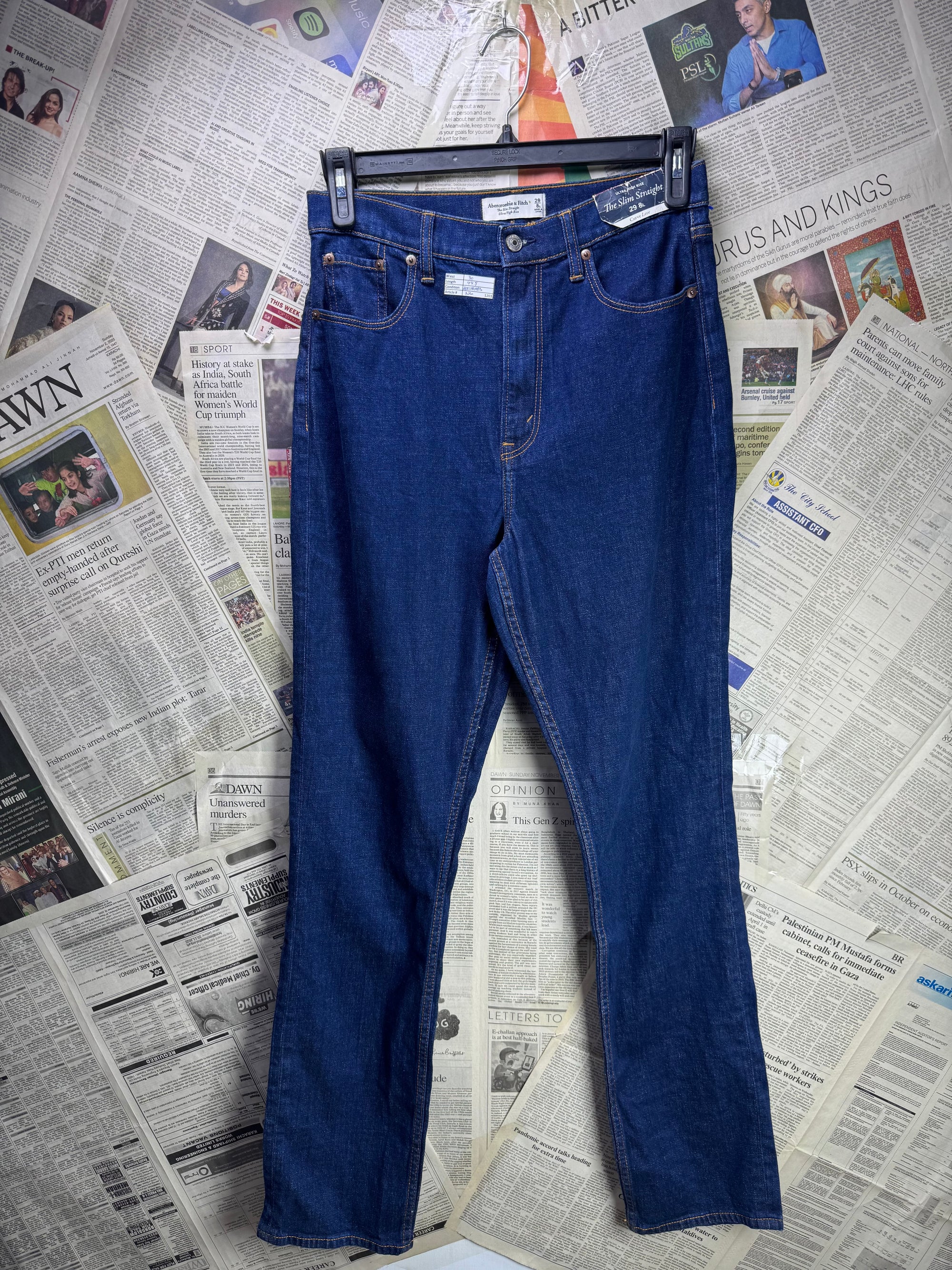 Abercrombi & Fitct® Waist: 30" | Blue | Fit: Slim Straight Ultra High Rise Waist Denim Jeans | Cotton | 1203 - Genuine Maal