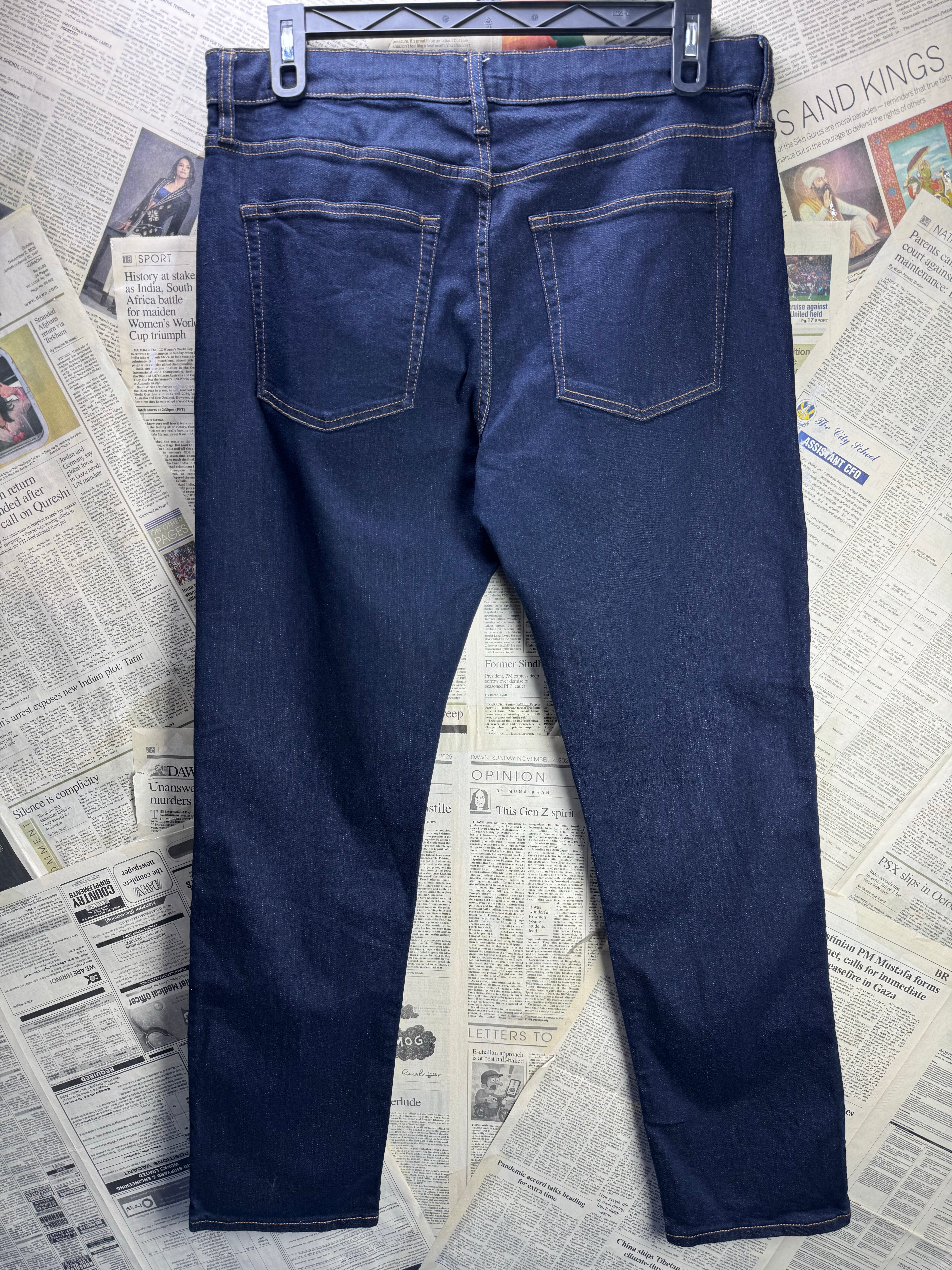 Easy® Waist: 34" to 36" | Blue | Straight Fit Denim Pants | Cotton - Elastane | 2404 - Genuine Maal