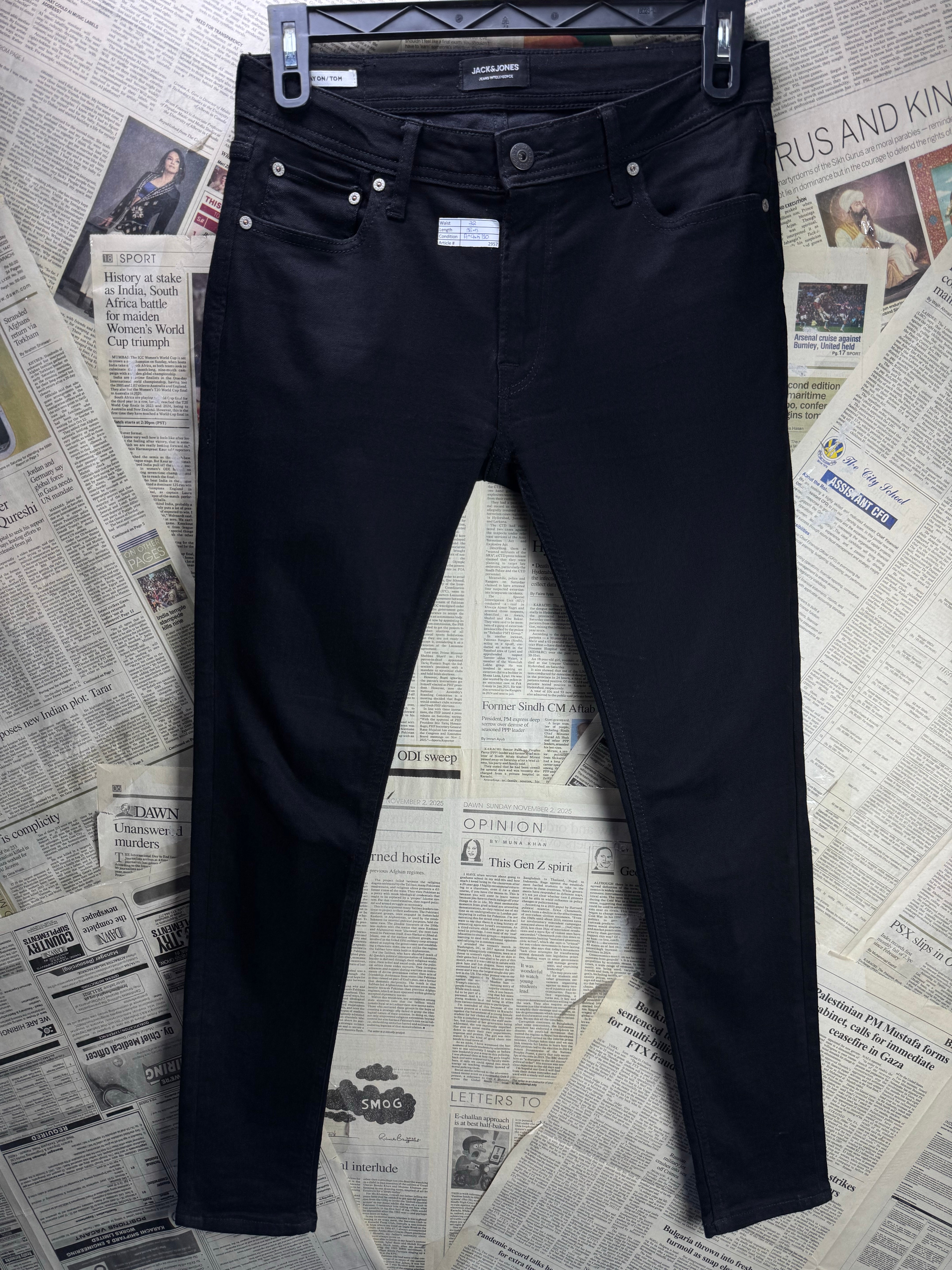 Jack&Jones® Waist: 32" | Black | Skinny Fit Denim Pants | Cotton - Elastane | 2957 - Genuine Maal