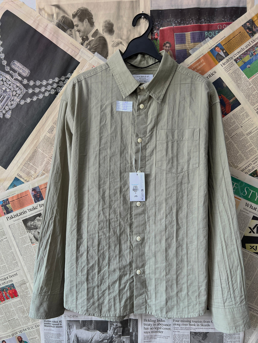Primark® Large | Chest: 24" | Light Moss | Shirt | 621 - Genuine Maal