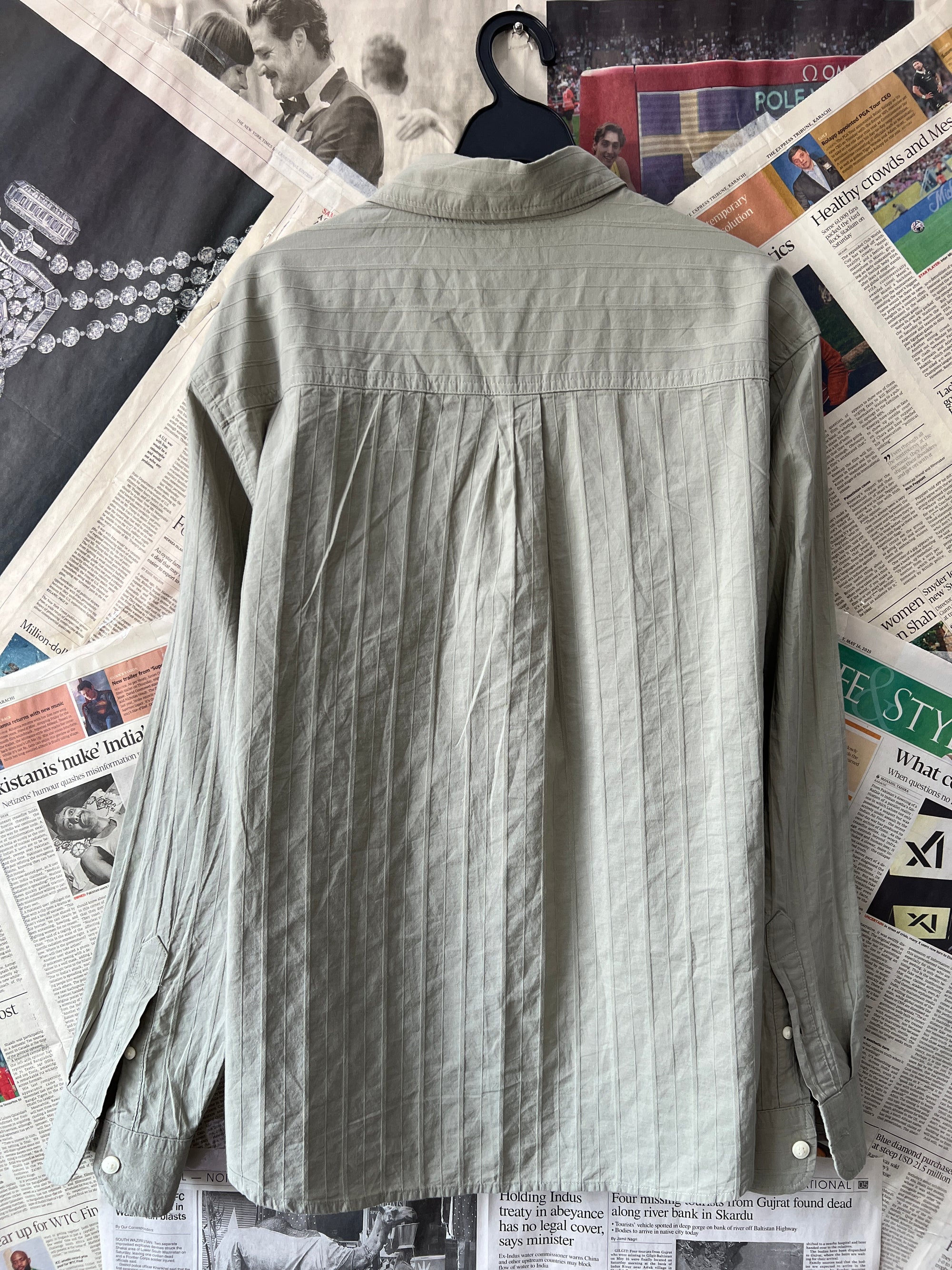 Primark® Large | Chest: 24" | Light Moss | Shirt | 621 - Genuine Maal