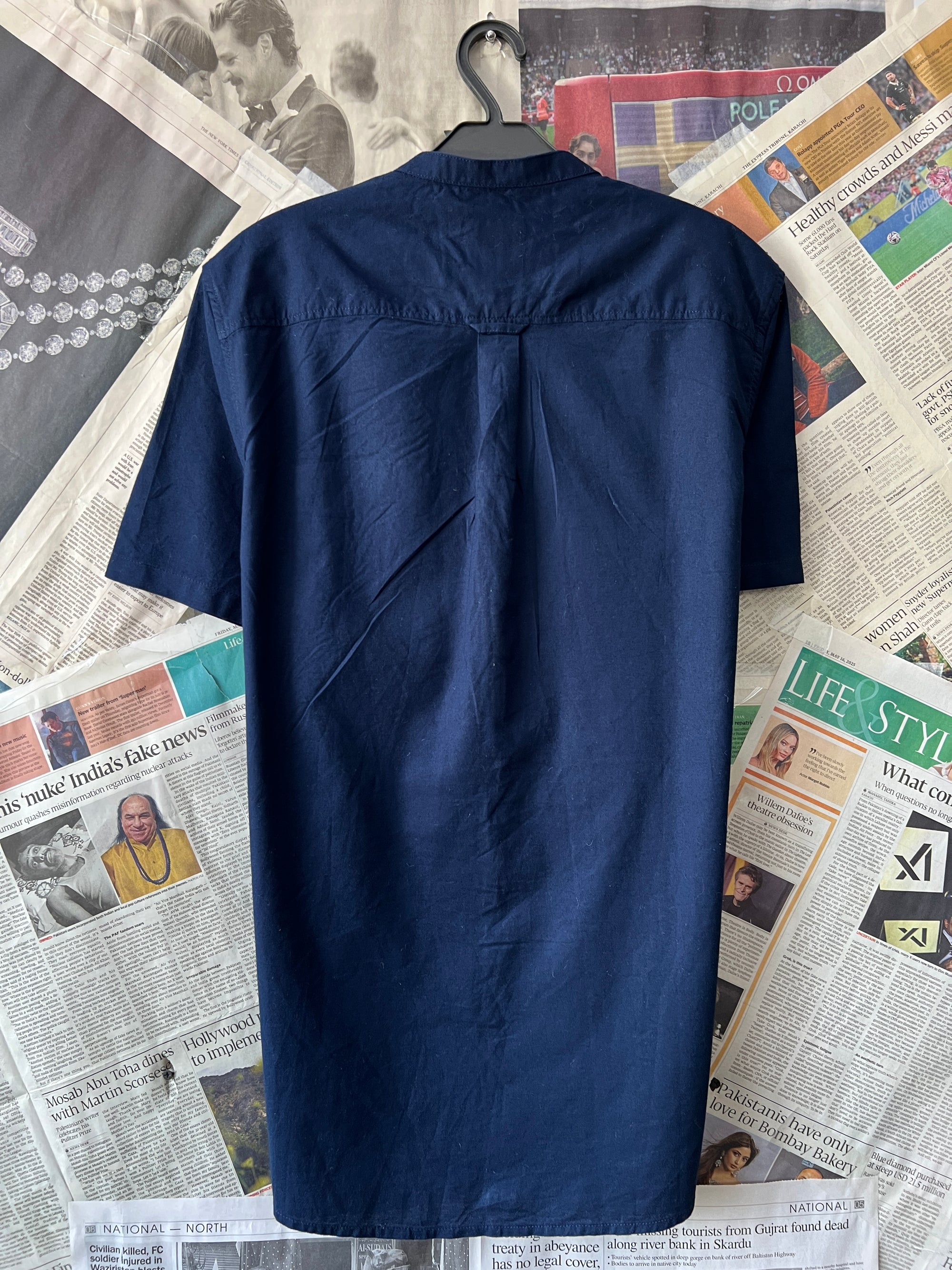 Burton® Small | Chest: 20.5" | Navy Blue | Shirt | 643 - Genuine Maal