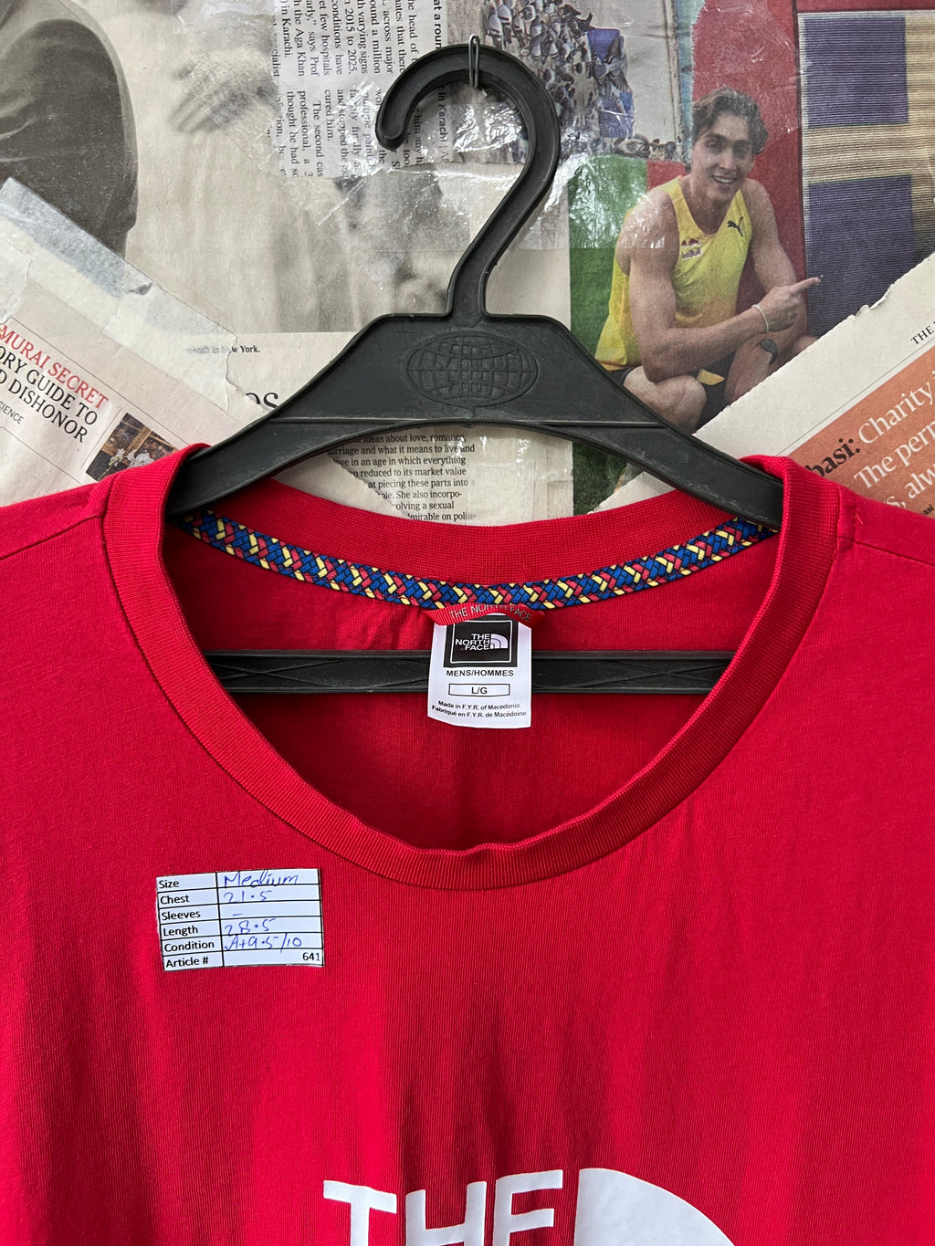 The North Face® Medium | Chest: 21.5 | Red | T-Shirt | 641 - Genuine Maal