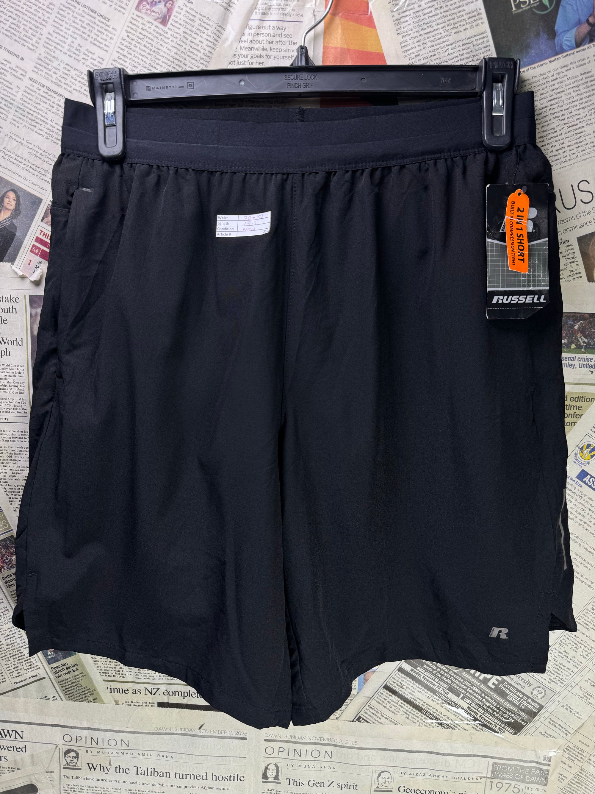 R*ssel® Waist: 30" | Black | Sports Shorts | 1210 - Genuine Maal