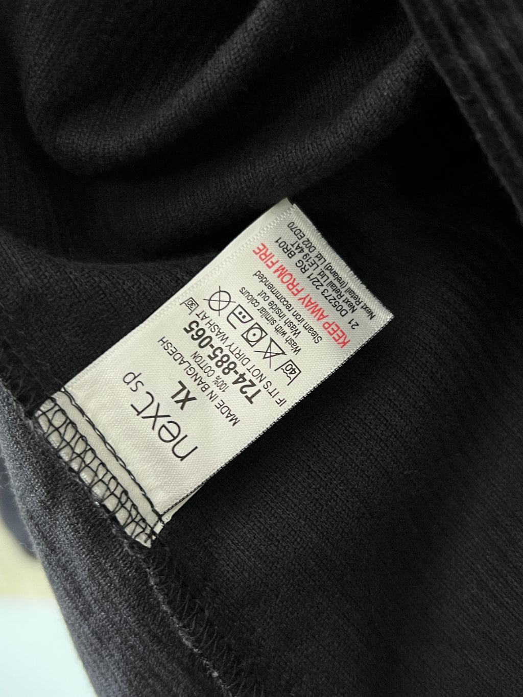 Next® XL | Chest: 25" | Black Corduroy | Shirt | Winter | - Genuine Maal