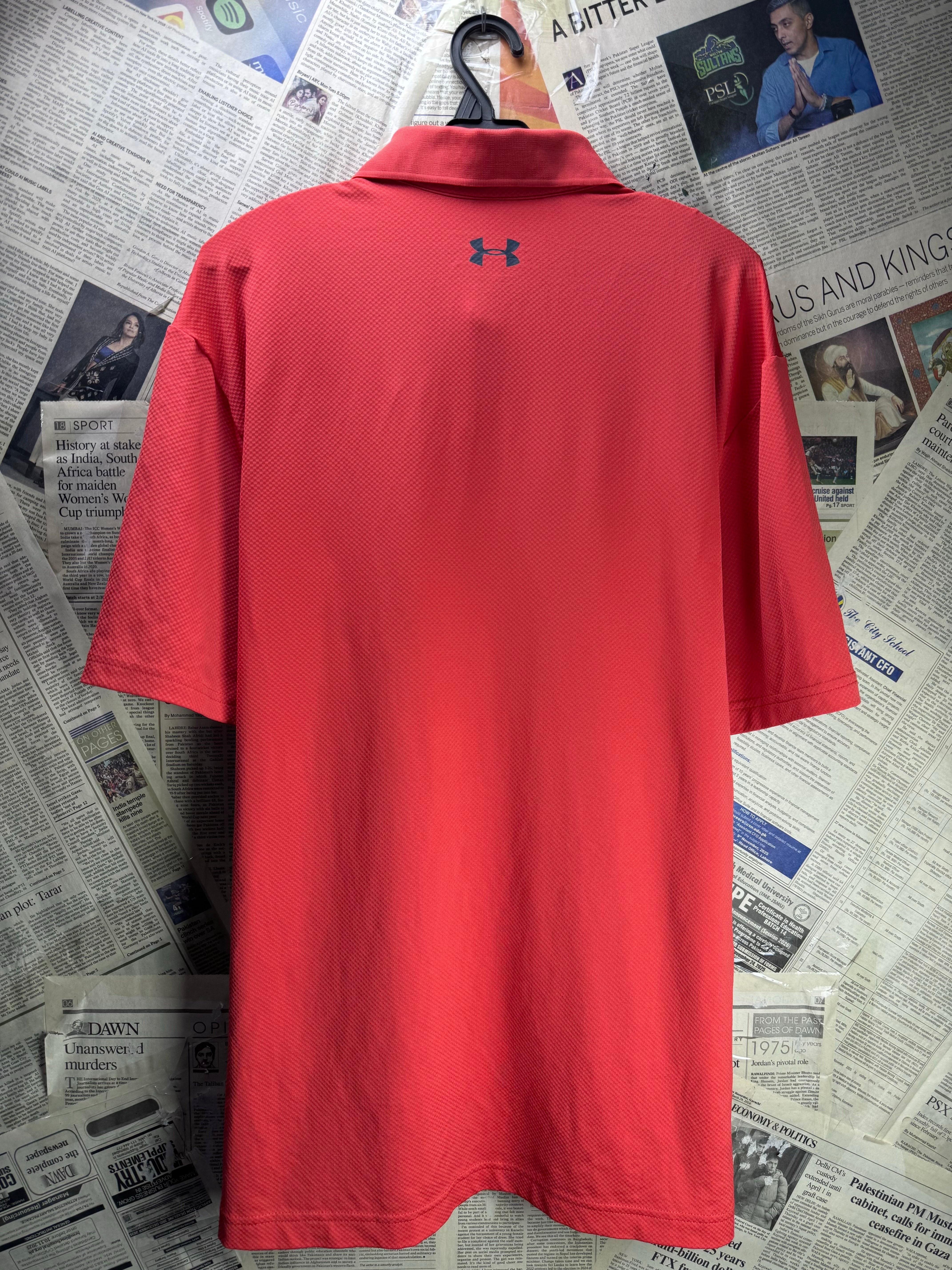 Under Armo*r® Large | Chest: 23" | Red | Golf Polo | Poly - Elastane | 4414 - Genuine Maal