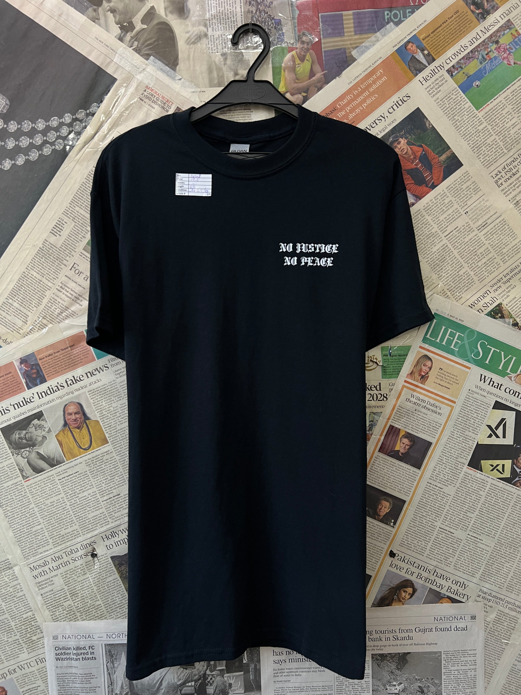 Gildan® Small | Chest: 19.5" | Black | T-Shirt | 370 - Genuine Maal