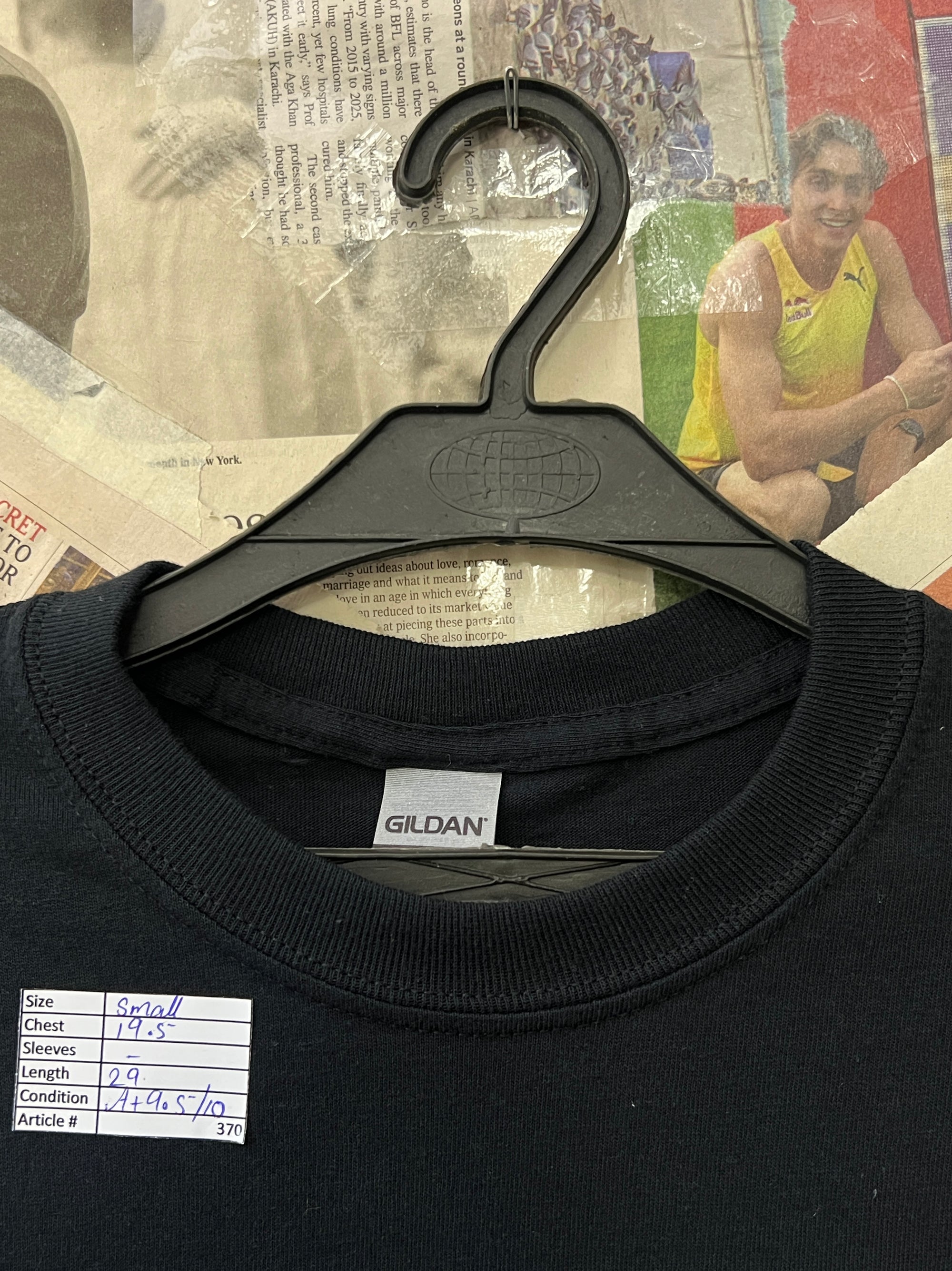 Gildan® Small | Chest: 19.5" | Black | T-Shirt | 370 - Genuine Maal