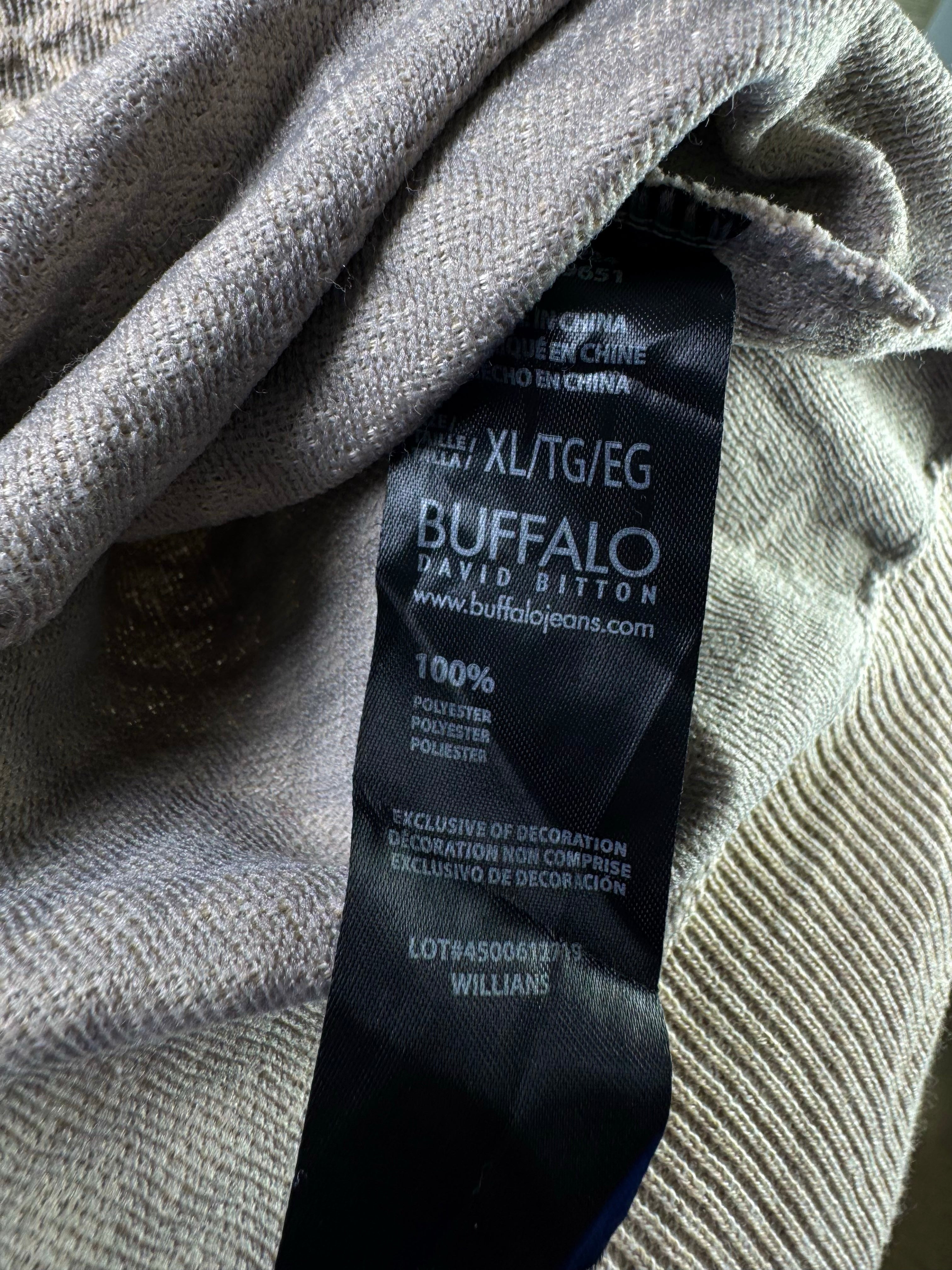 Buffalo® Medium | Chest: 22" | Brown | Knit Polo | Poly | 3260 - Genuine Maal