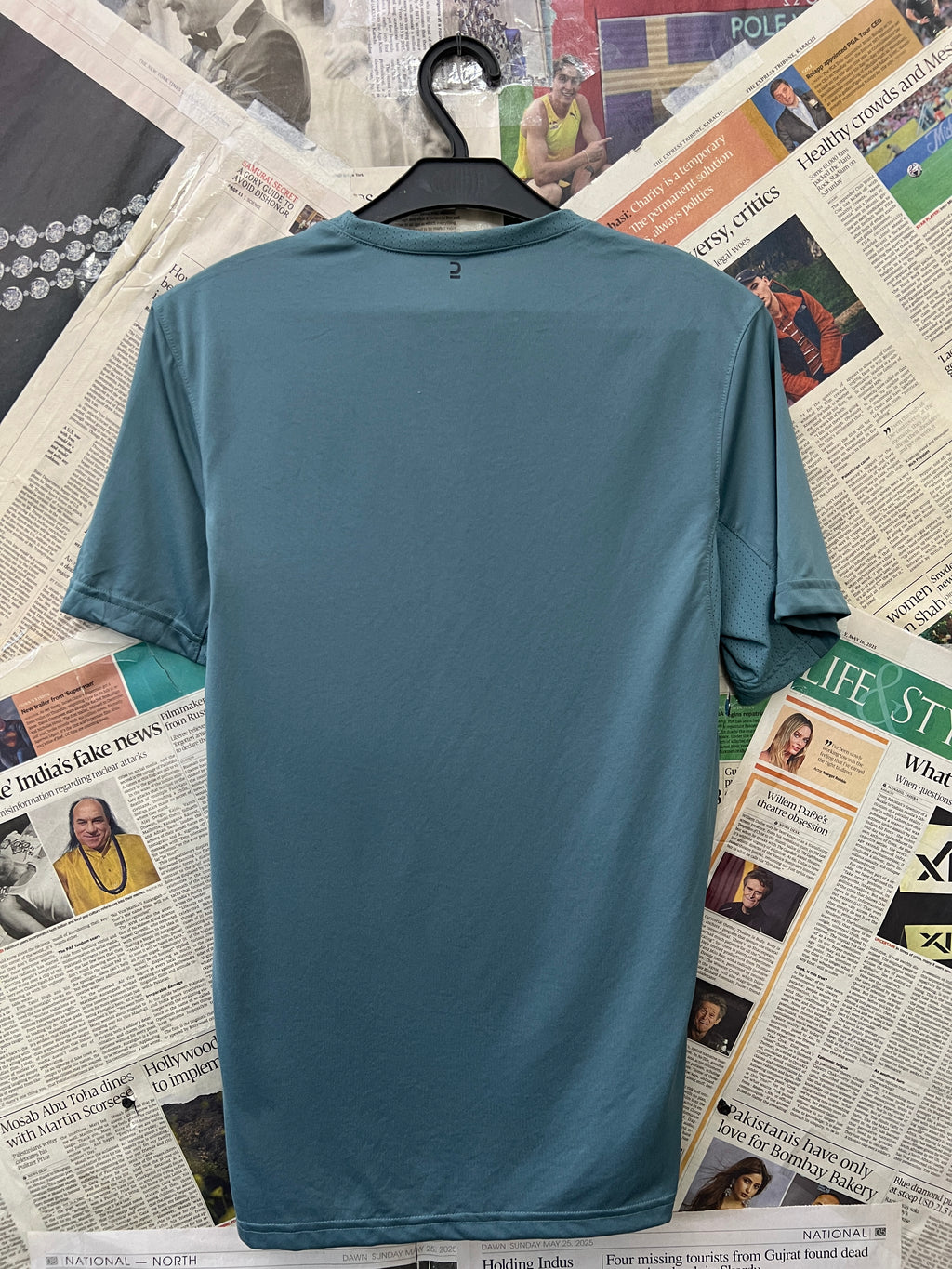 QUECHUA® XS | Chest: 18.5" | Steel | T-Shirt | 405 - Genuine Maal