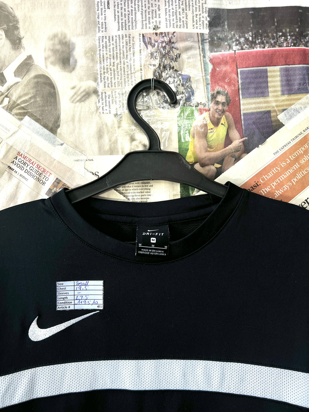 N*ke® Small | Chest: 19.5" | Black | T-Shirt | 407 - Genuine Maal