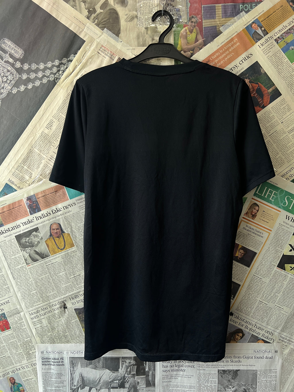 N*ke® Small | Chest: 19.5" | Black | T-Shirt | 407 - Genuine Maal