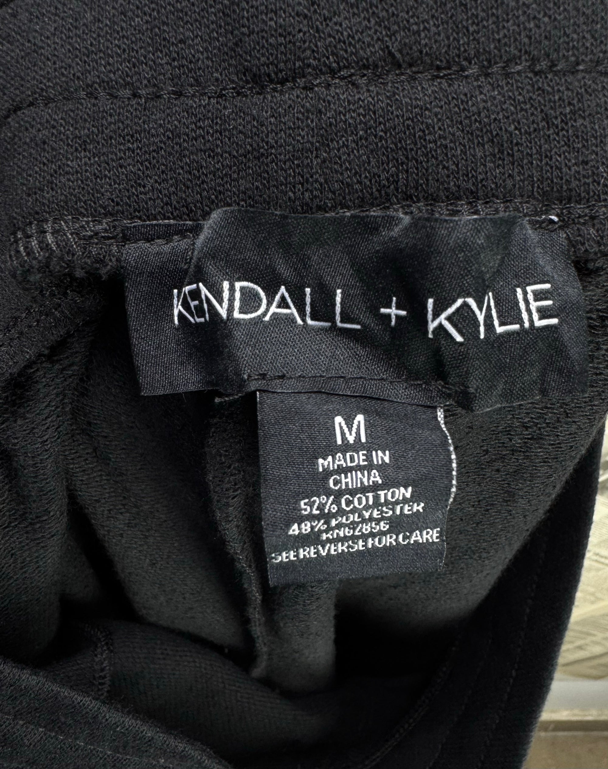 Women - Kendall & Kylie® Waist: 32" | Black | Shorts | Cotton - Poly | 1245 - Genuine Maal