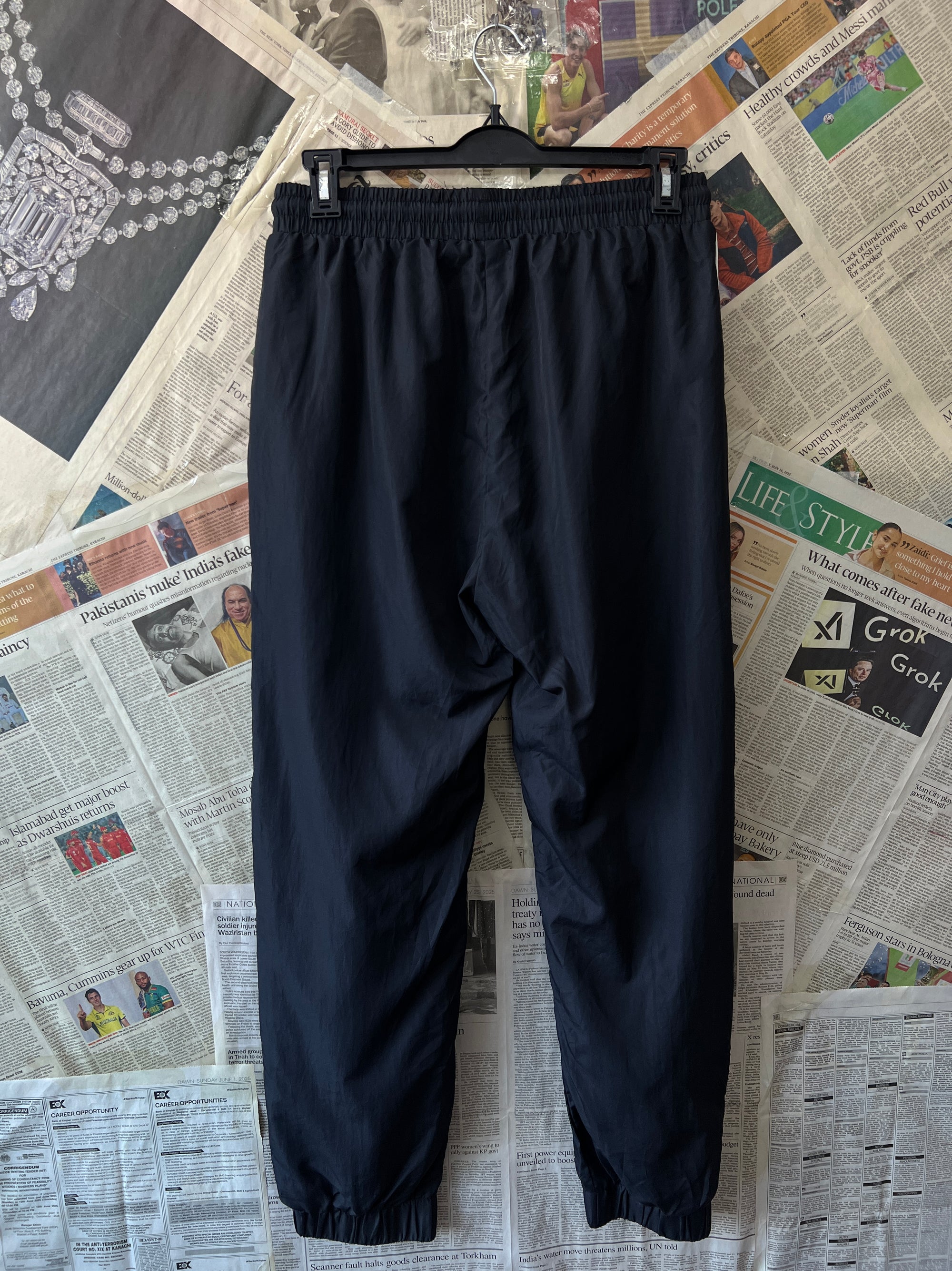 MCKENZIE® Waist: 32" | Black | Trouser | 1050 - Genuine Maal