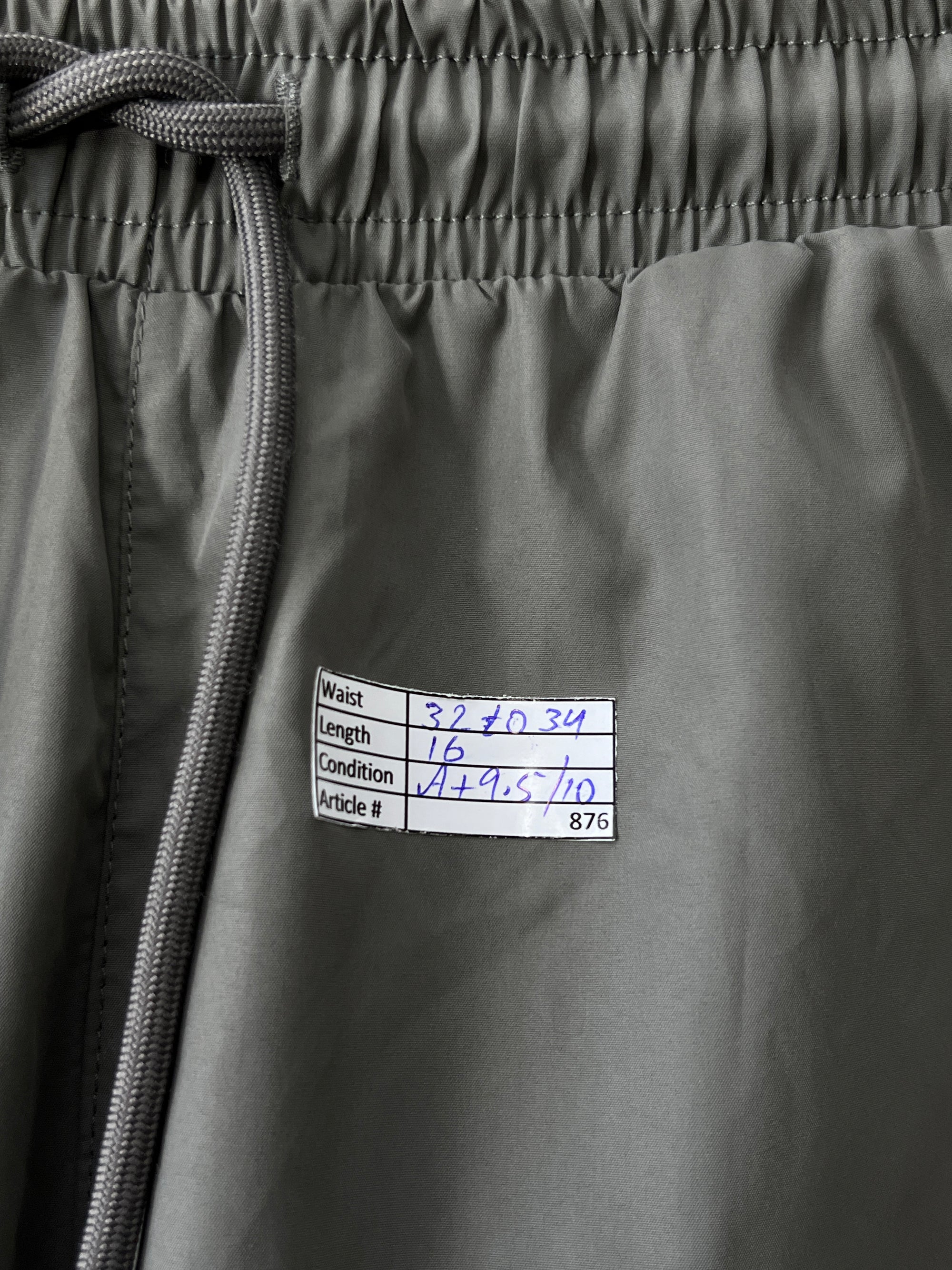 MCKENZIE® Waist: 32" to 34" | Steal Grey | Shorts | 876 - Genuine Maal