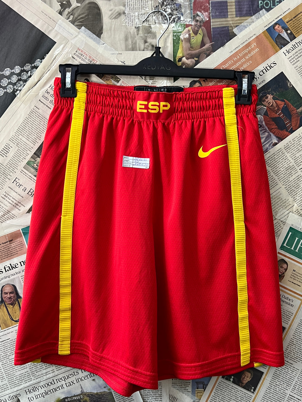 N*ke® Waist: 28" to 30" | Orange Red | Shorts | 883 - Genuine Maal