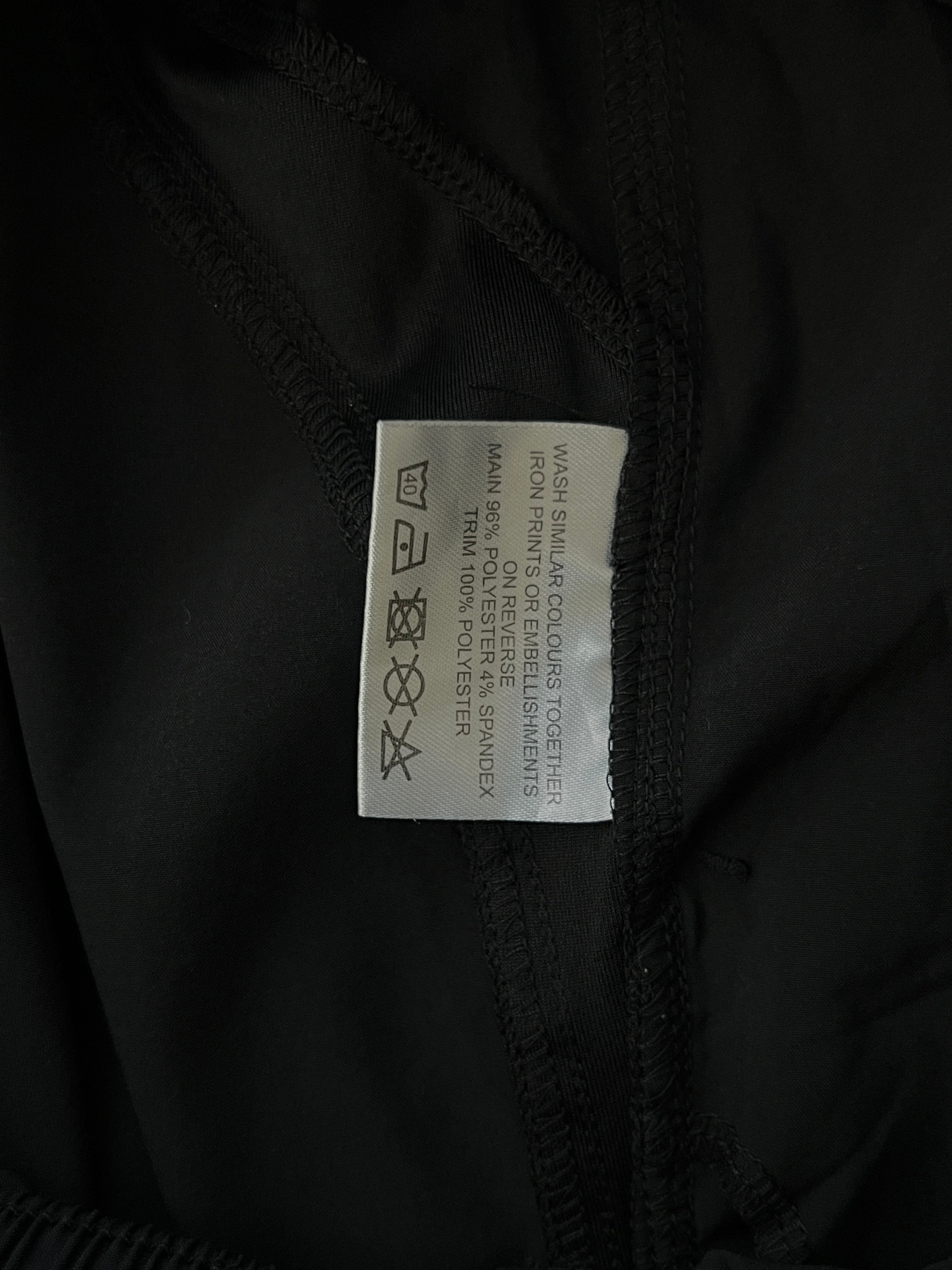 XXV® Waist: 28" to 30" | Black | Shorts | 880 - Genuine Maal