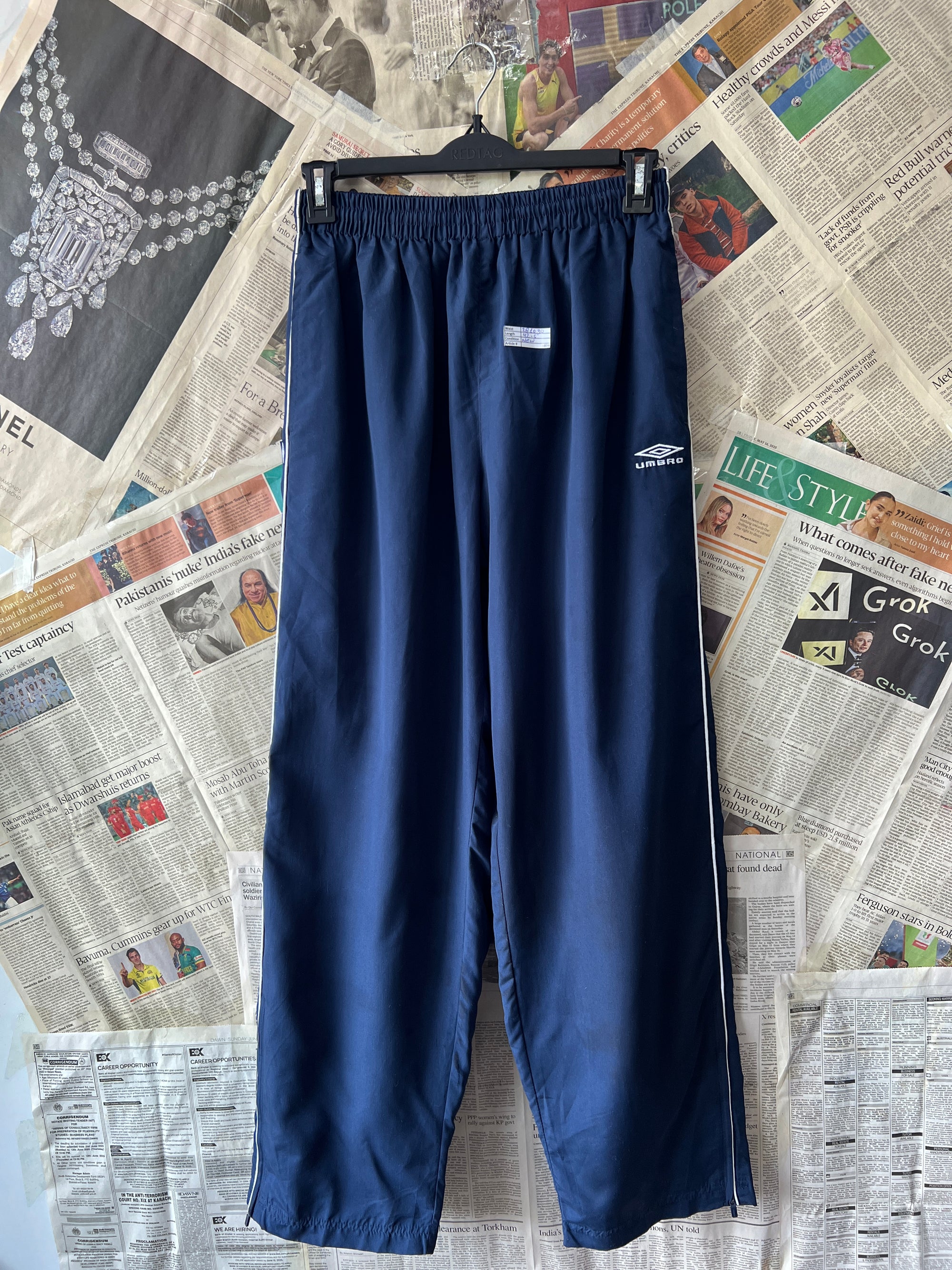 Umbro® Waist: 28" to 30" | Navy Blue | Trouser | 1028 - Genuine Maal