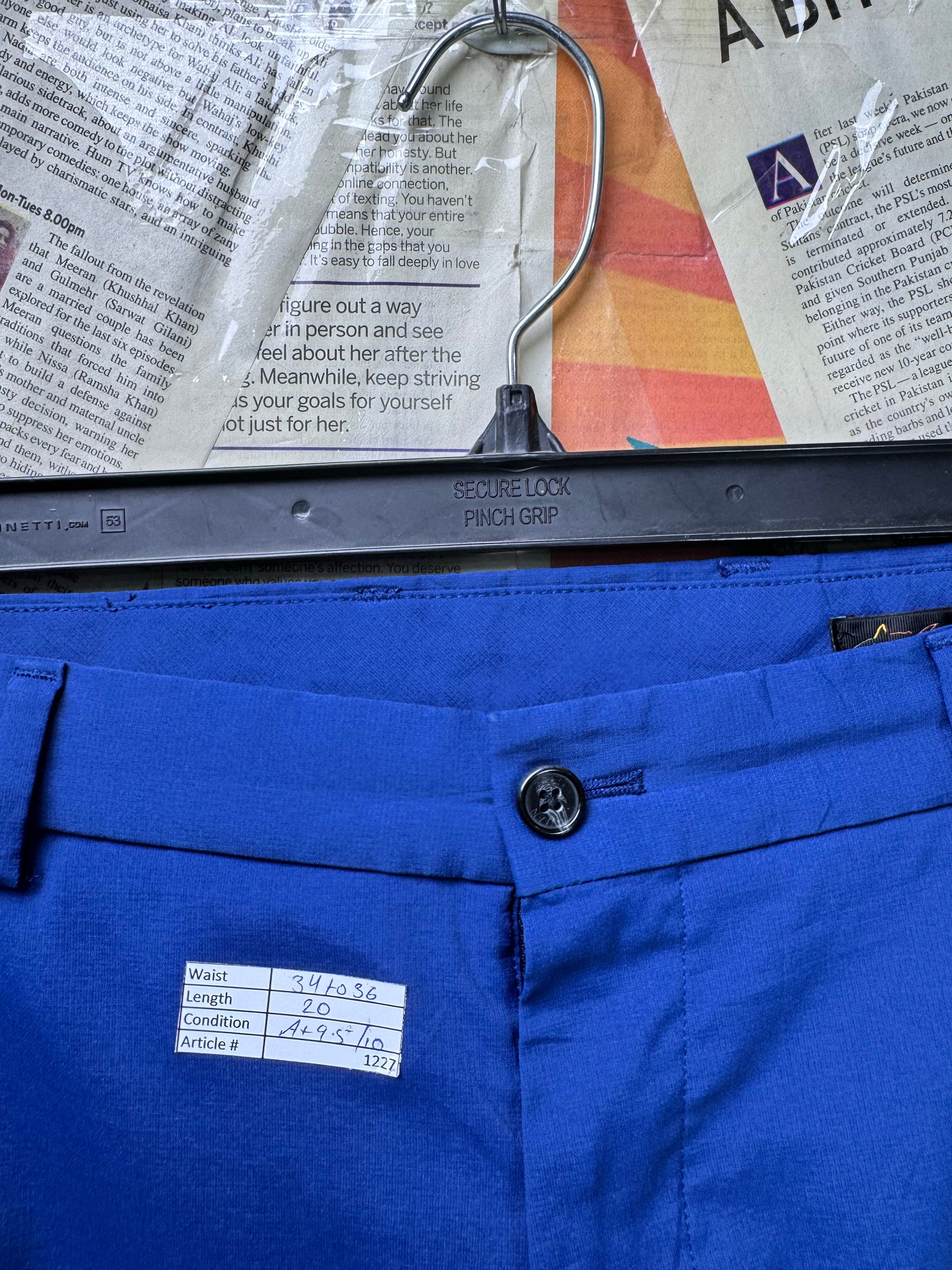 Greg Norman® Waist: 34" to 36" | Royal Blue | Golf Shorts | Poly - Spandex | 1227 - Genuine Maal