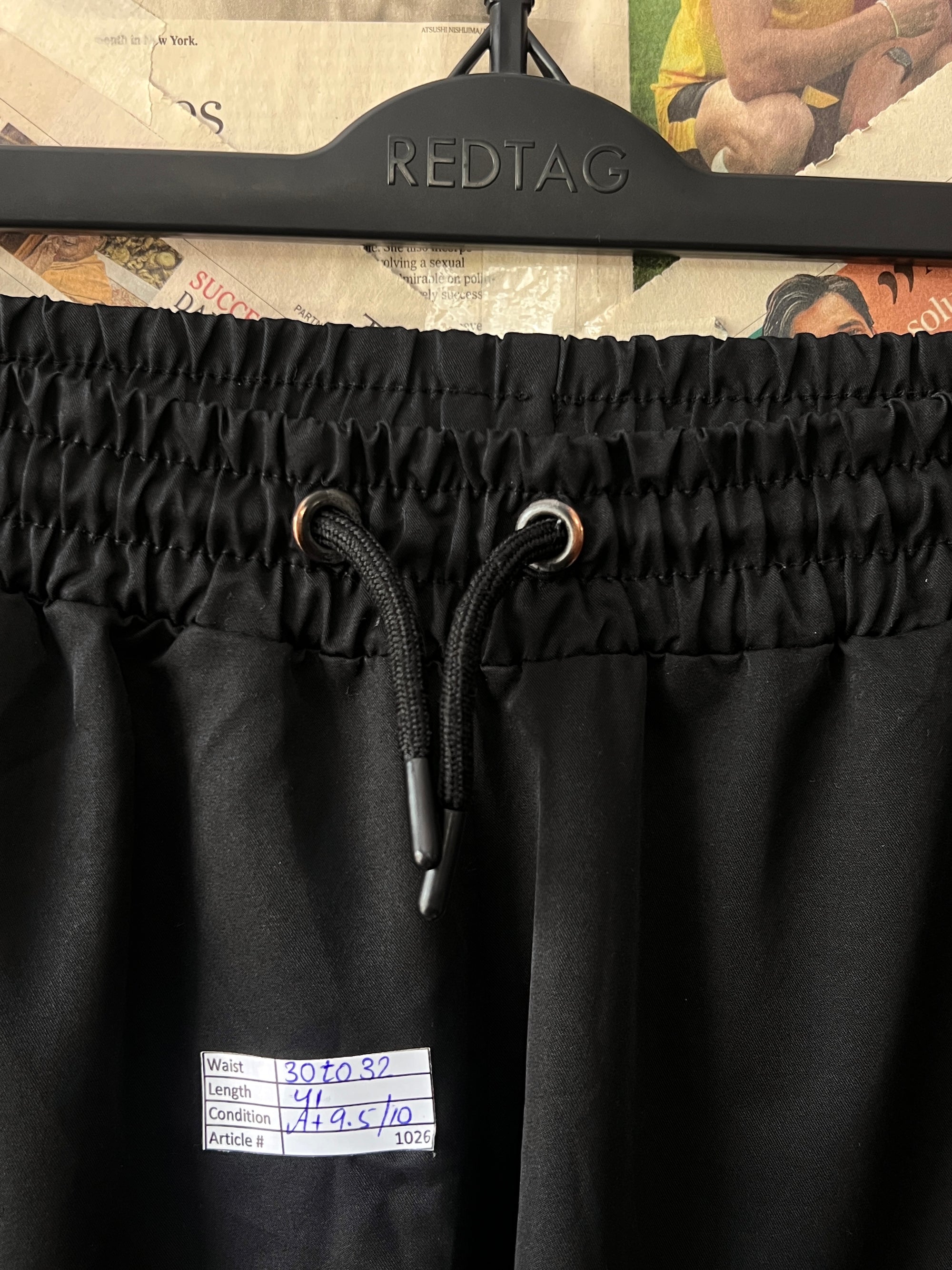 MAN® Waist: 30" to 32" | Black | Cargo Trouser | 1026 - Genuine Maal