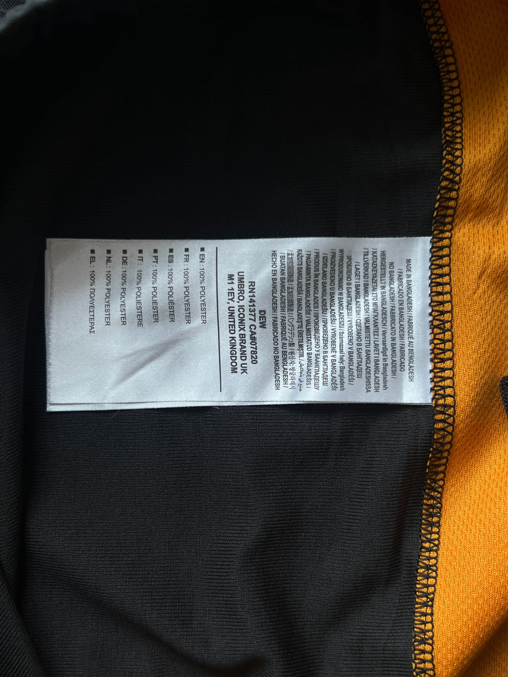 Umbro® Waist: 32" to 34" | Black | Shorts | 899 - Genuine Maal