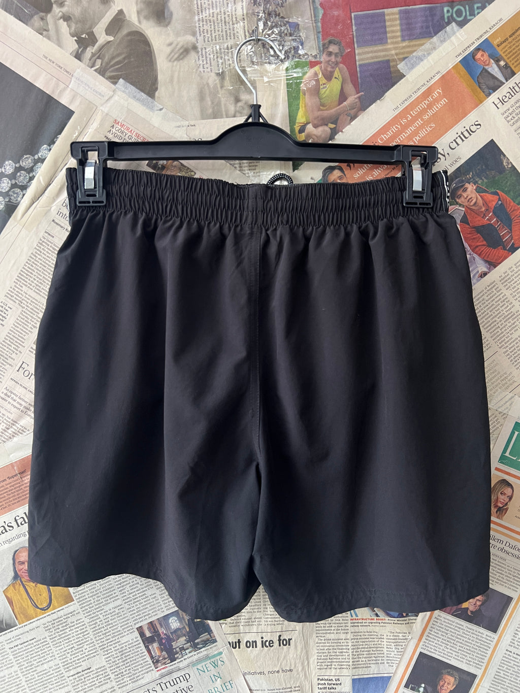 N*ke® Waist: 28" to 30" | Black | Shorts | - Genuine Maal