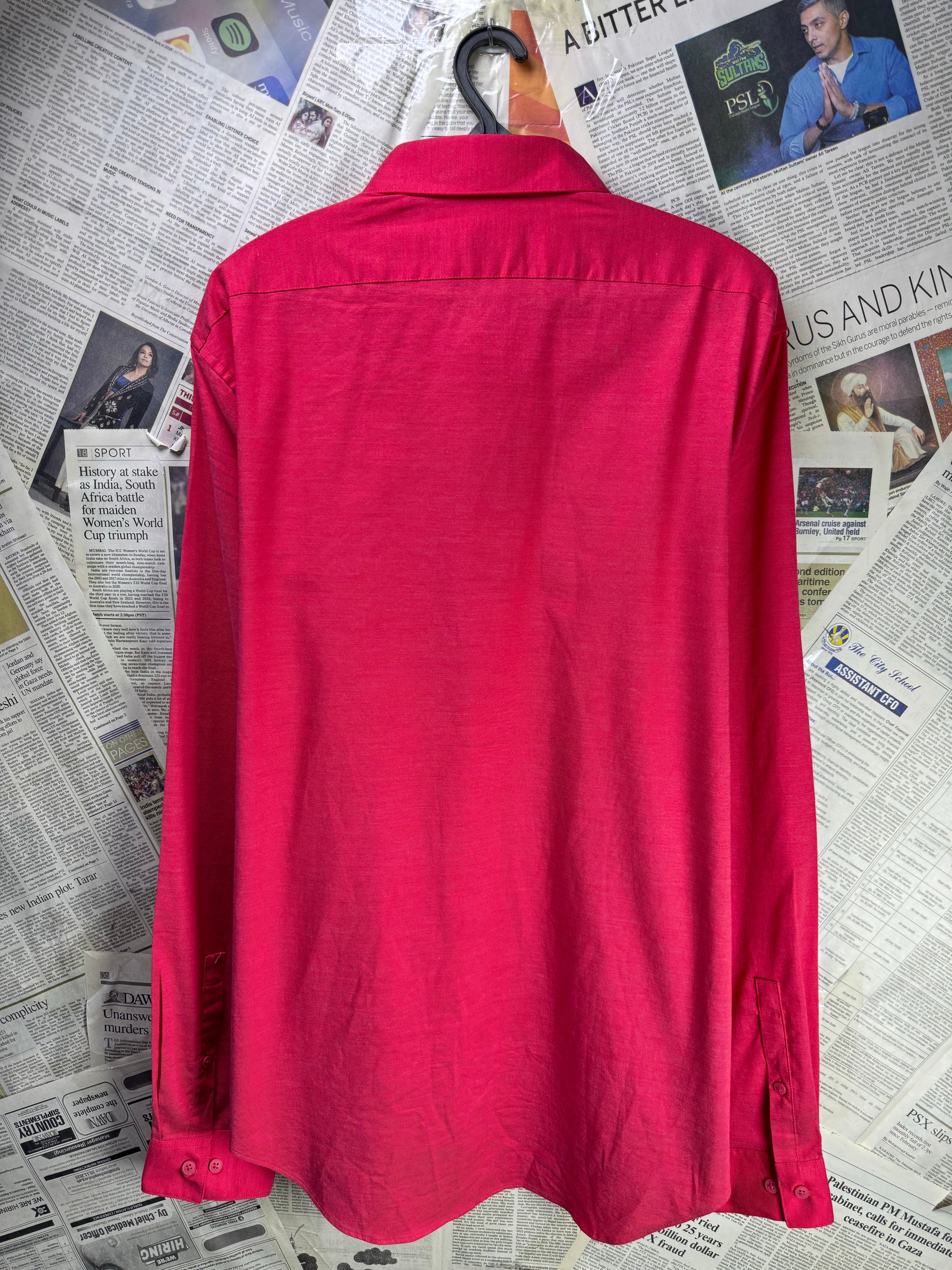 C*lven Klein® Large | Chest: 23" | Georgia Pink | Shirt | Cotton - Poly | 3271 - Genuine Maal