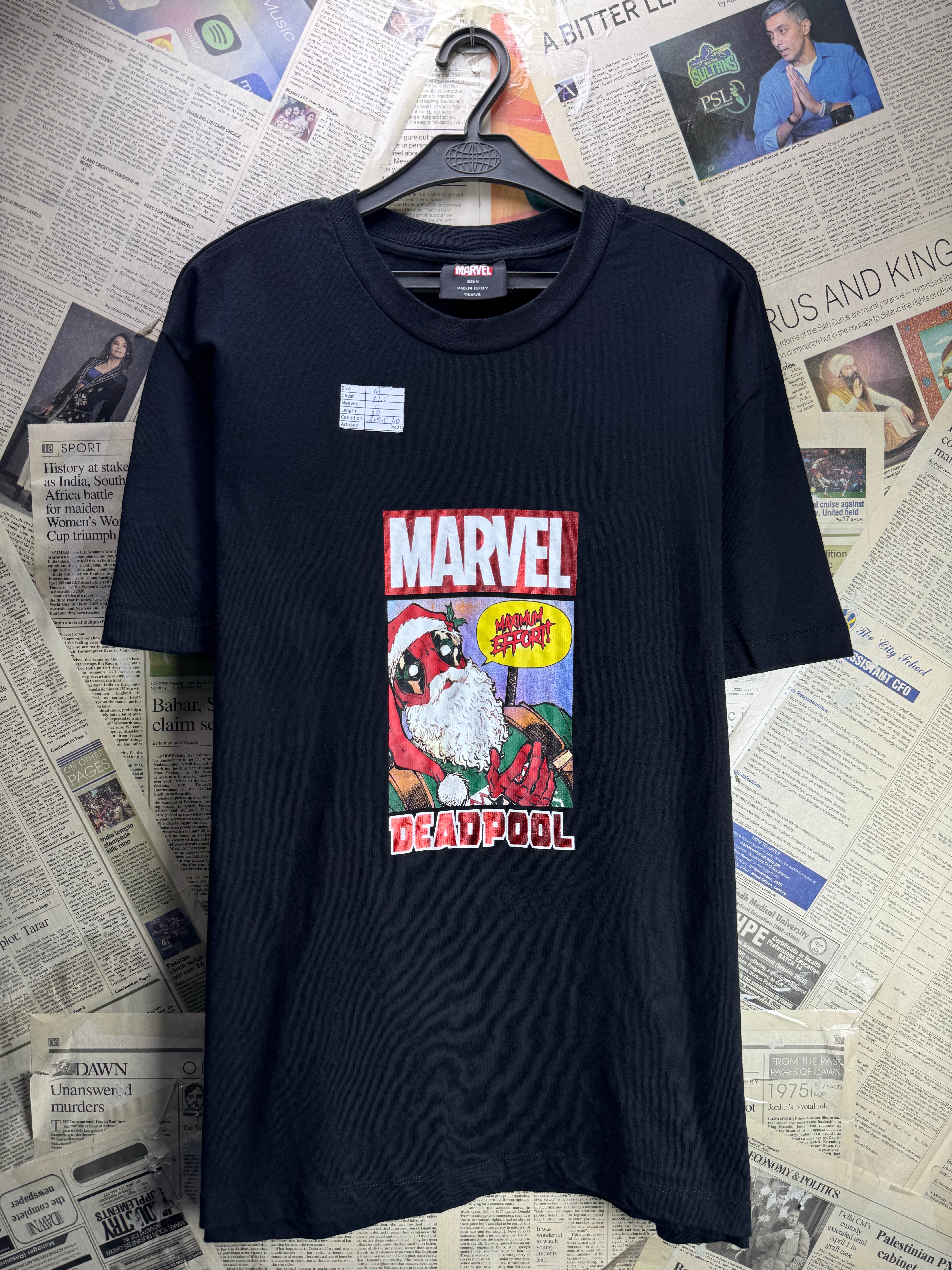 Marvel® Medium | Chest: 21.5" | Black | T-Shirt | Cotton | 4421 - Genuine Maal