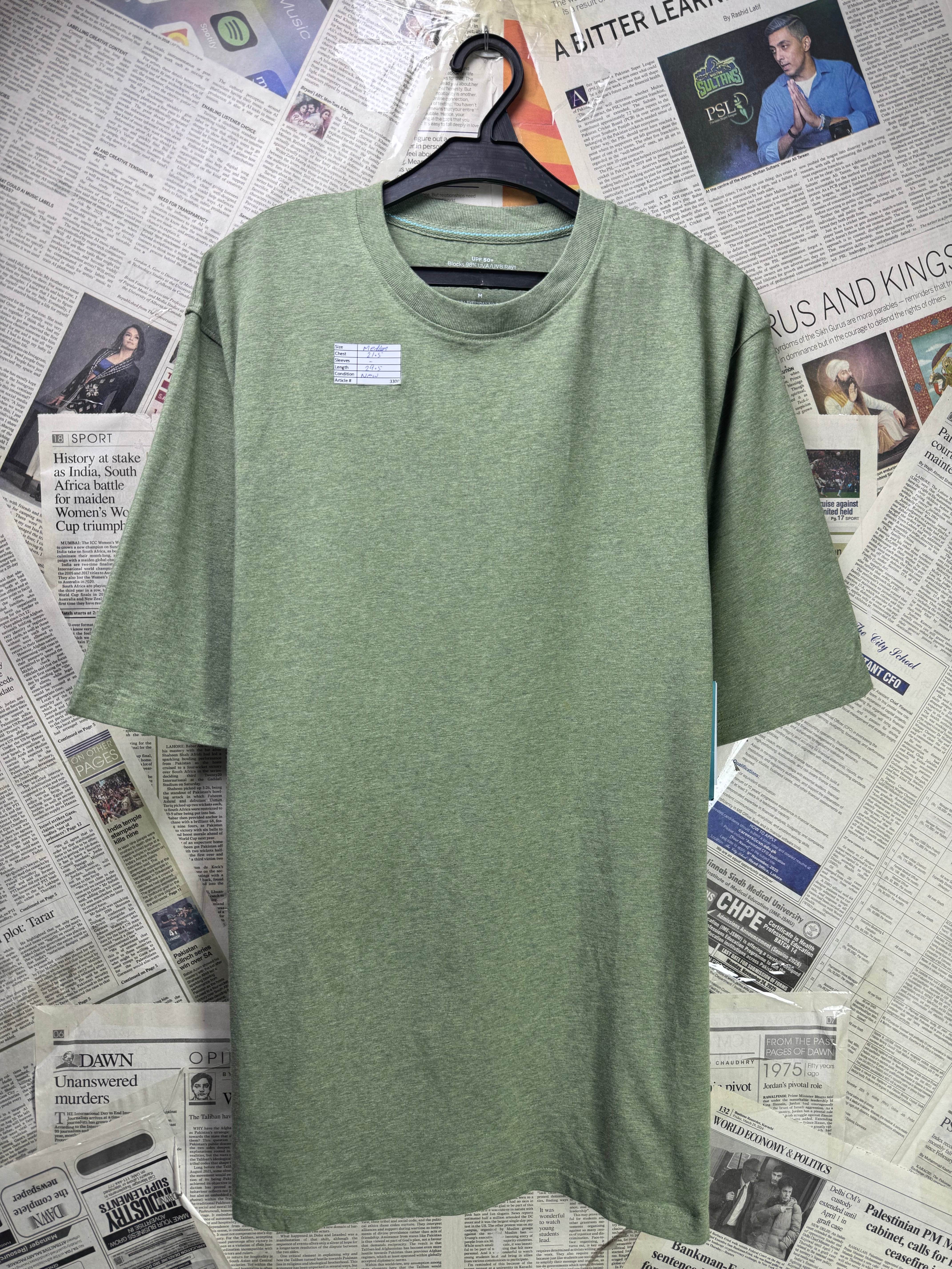 Coolibar® Medium | Chest: 21.5" | Moss Green | T-Shirt | Cotton - Viscose - Elastane | 3300 - Genuine Maal