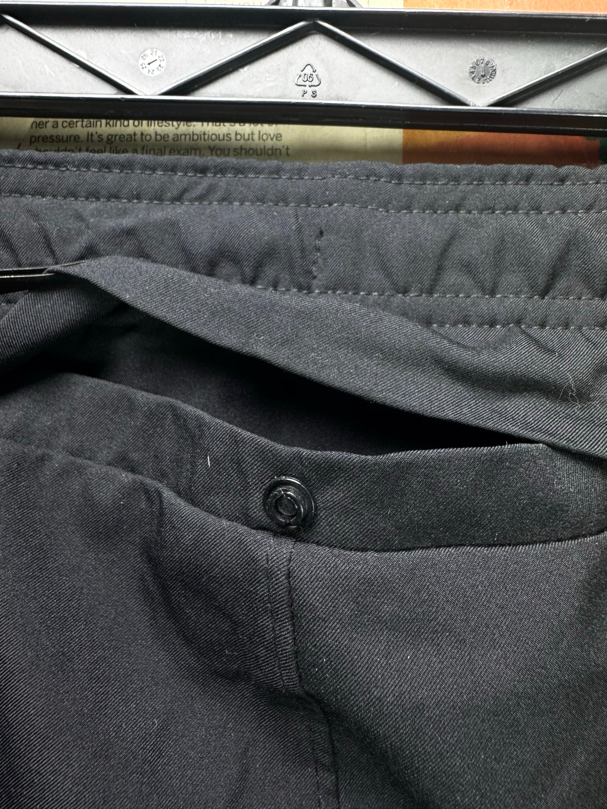 N*ke® Waist: 32" to 34"| Black | Dri - Fit Sports Trouser | Poly | 1273 - Genuine Maal