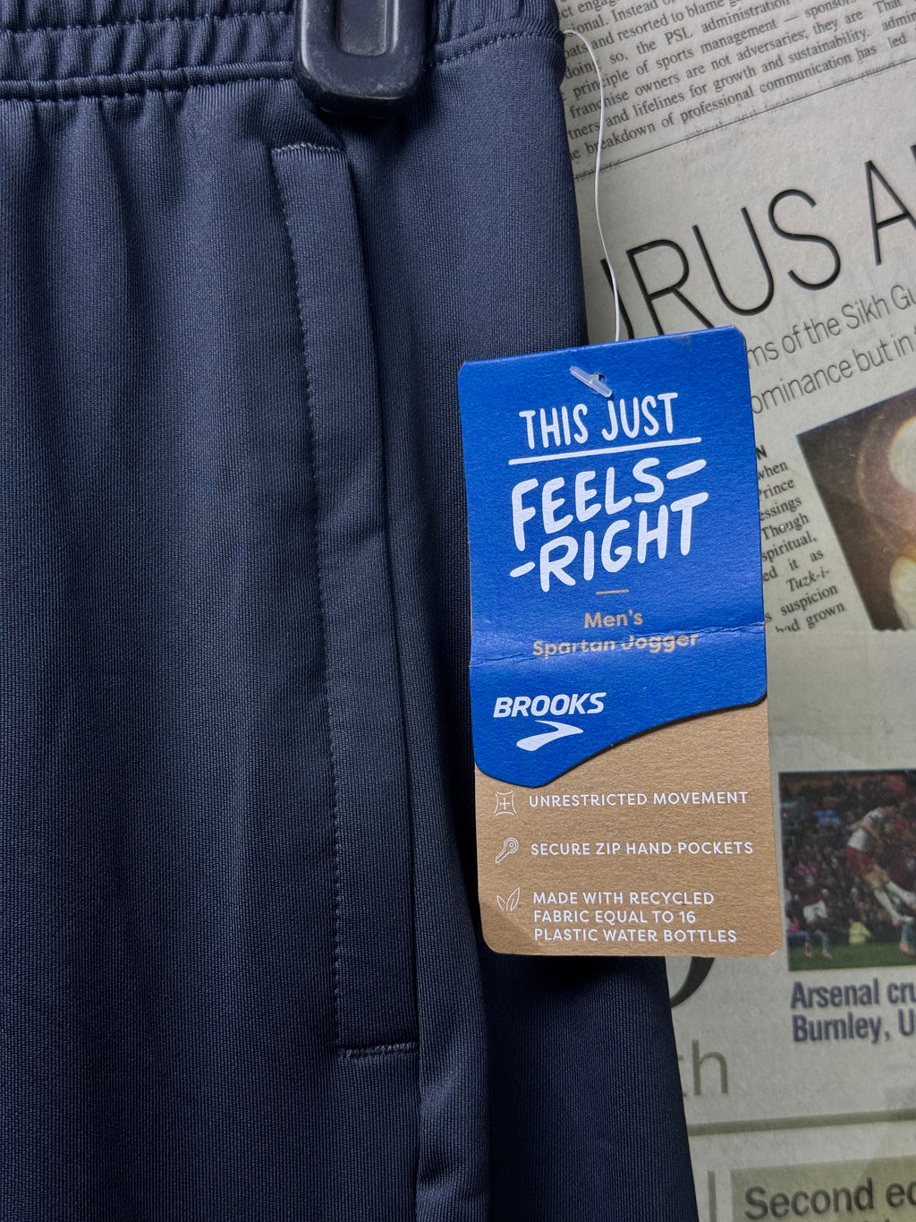 Brooks® Waist: 28" | Dark Grey | Gym Trousers | Poly - Spandex | 1299 - Genuine Maal