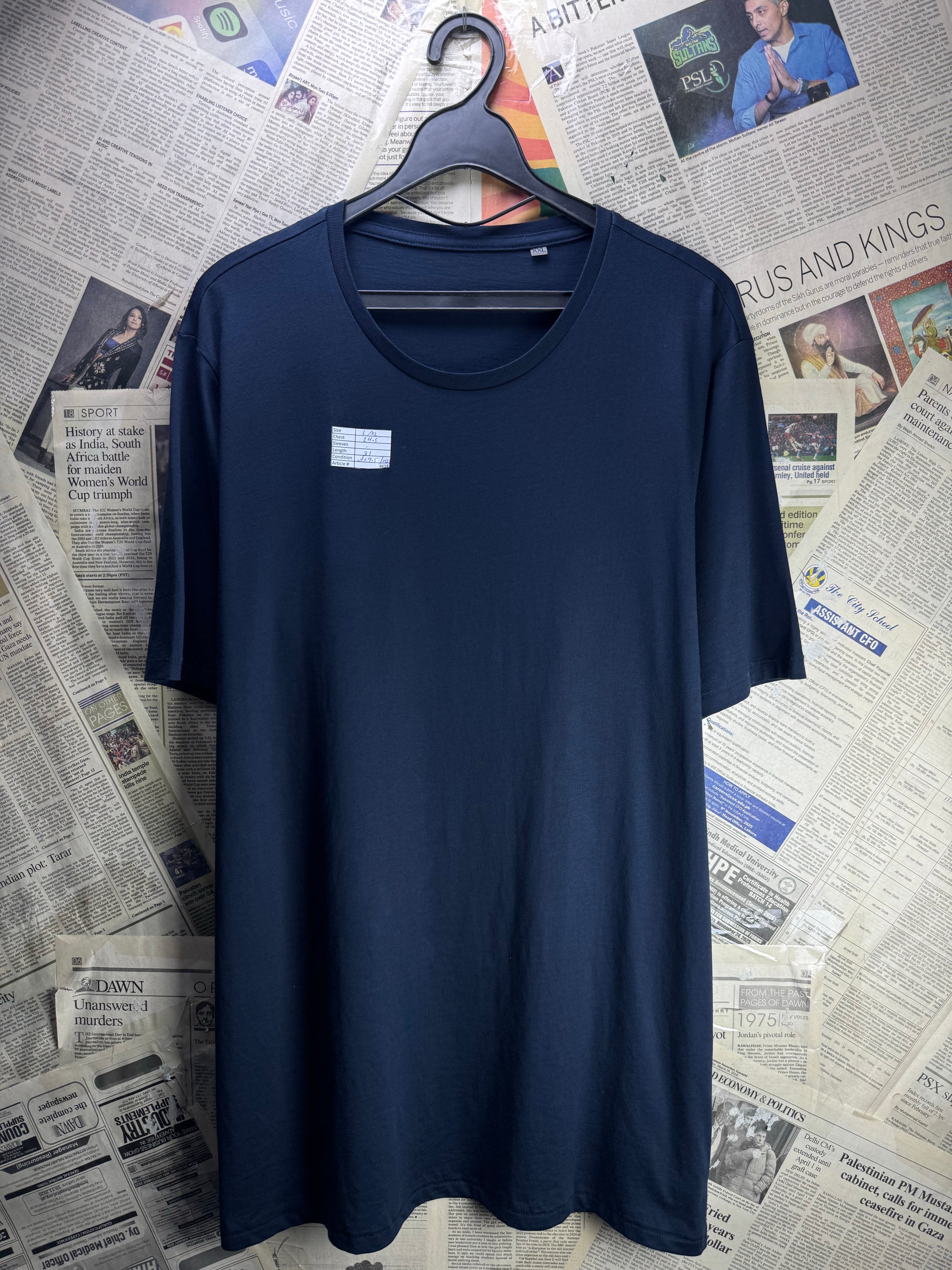 Kariban® L/XL | Chest: 24.5" | Black | T-Shirt | Cotton | 4614 - Genuine Maal