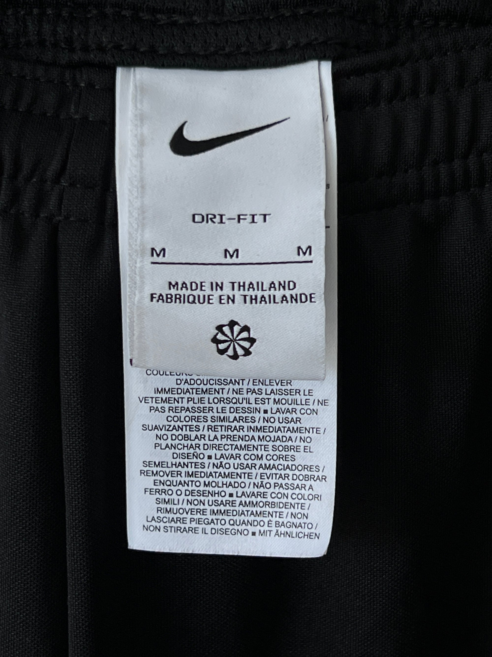 N*ke® Waist: 30" | Black | Shorts | 1500 - Genuine Maal