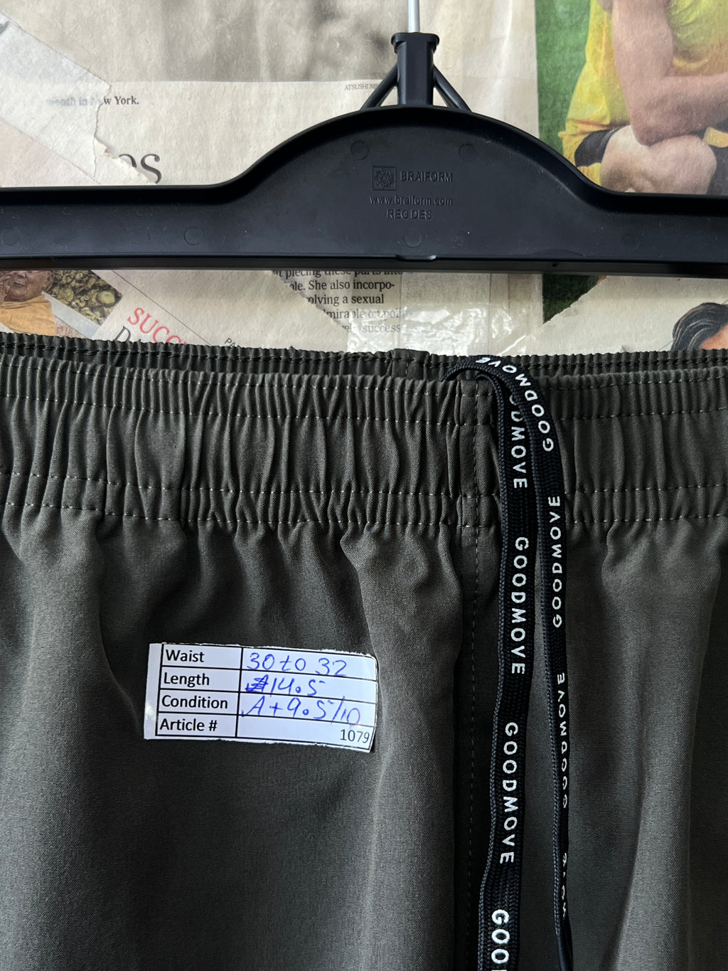 Good Move® Waist: 30" to 32" | Olive | Shorts | 1079 - Genuine Maal